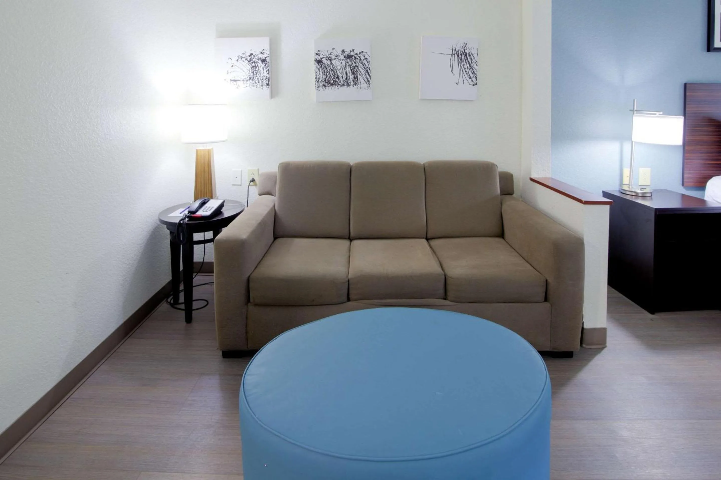 Photo of the whole room in Sleep Inn & Suites Chesapeake - Portsmouth