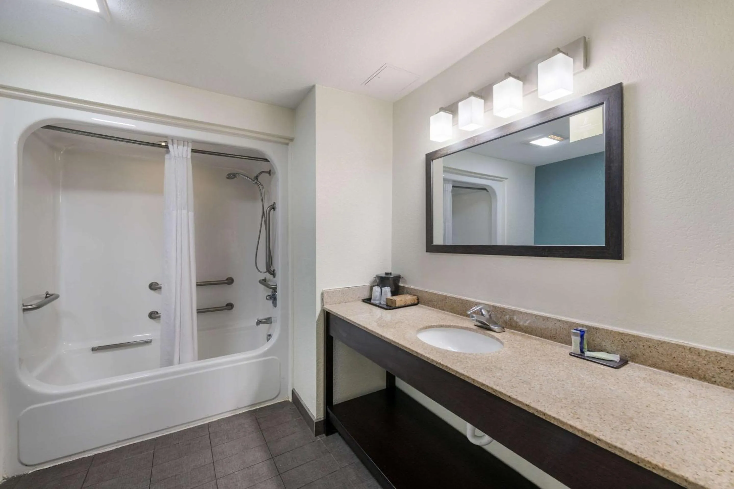 Bedroom in Sleep Inn & Suites Chesapeake - Portsmouth