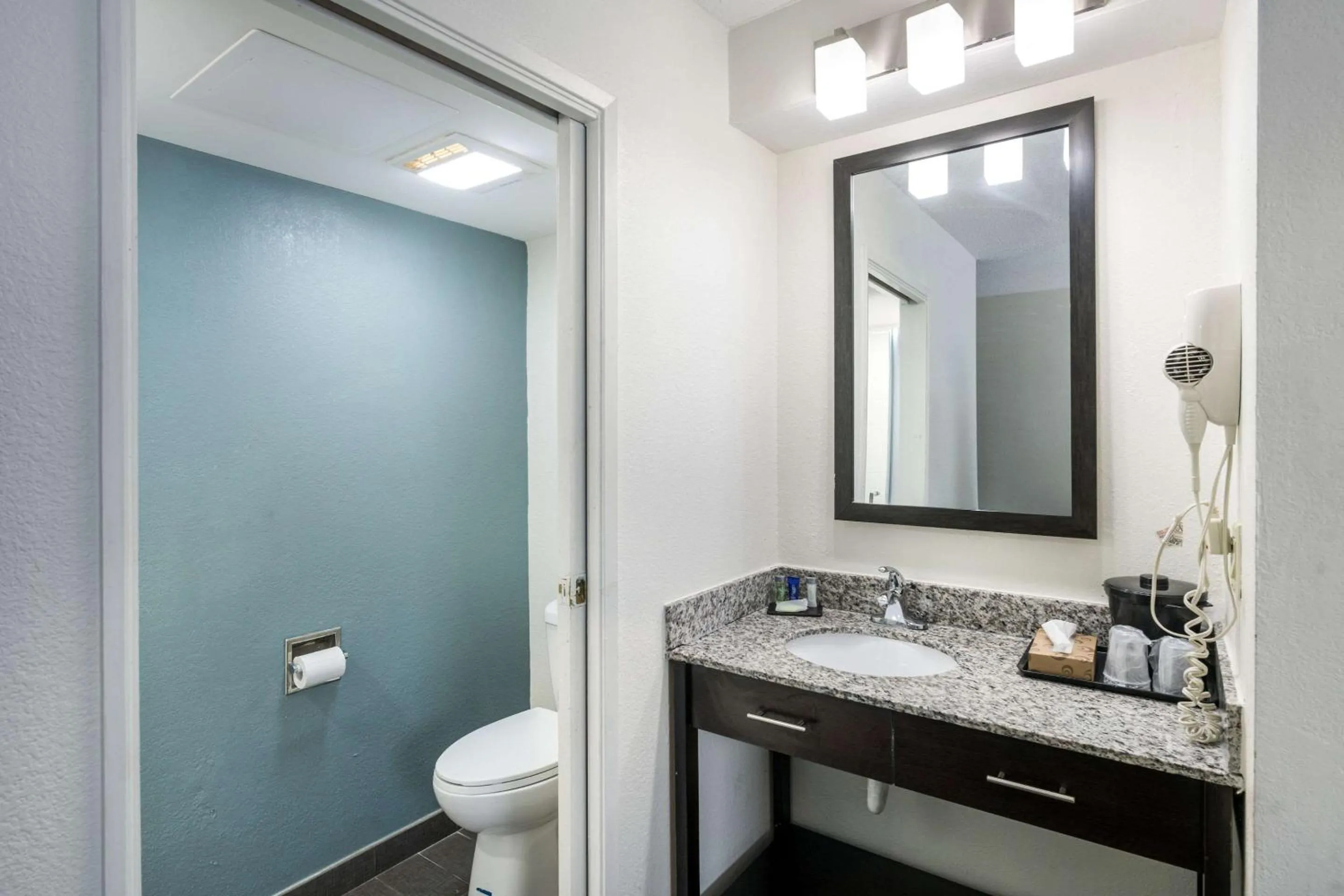 Bedroom in Sleep Inn & Suites Chesapeake - Portsmouth