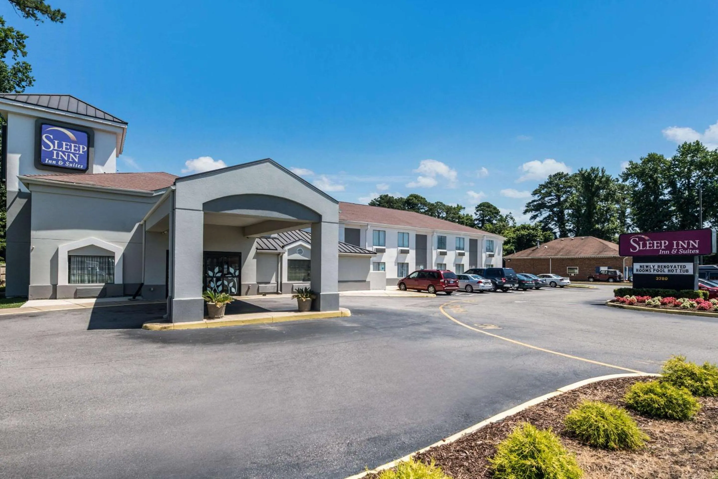 Property building in Sleep Inn & Suites Chesapeake - Portsmouth