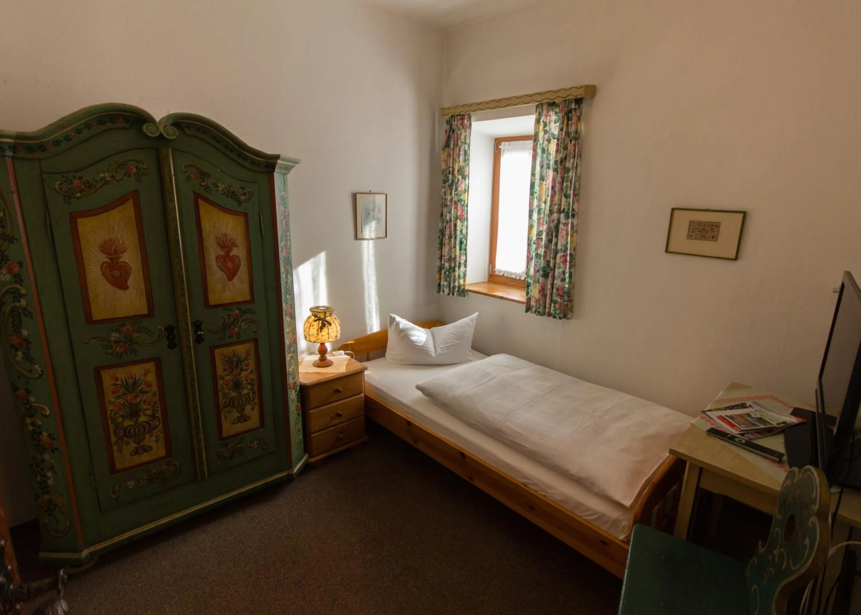 Bed in Landhaus Griessee