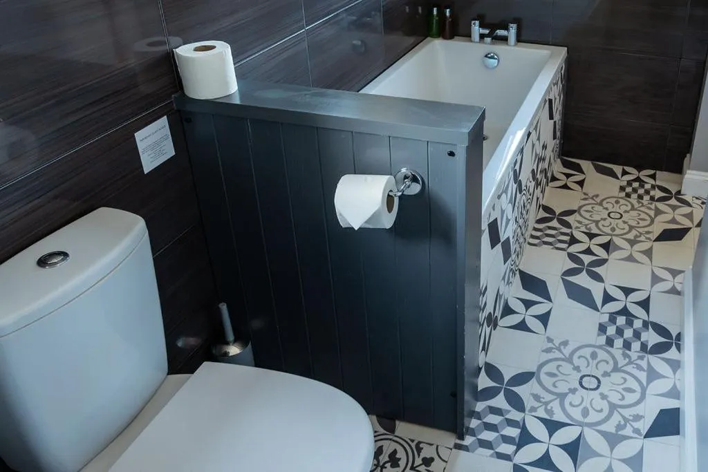 Toilet in The Inn on the Moor Hotel