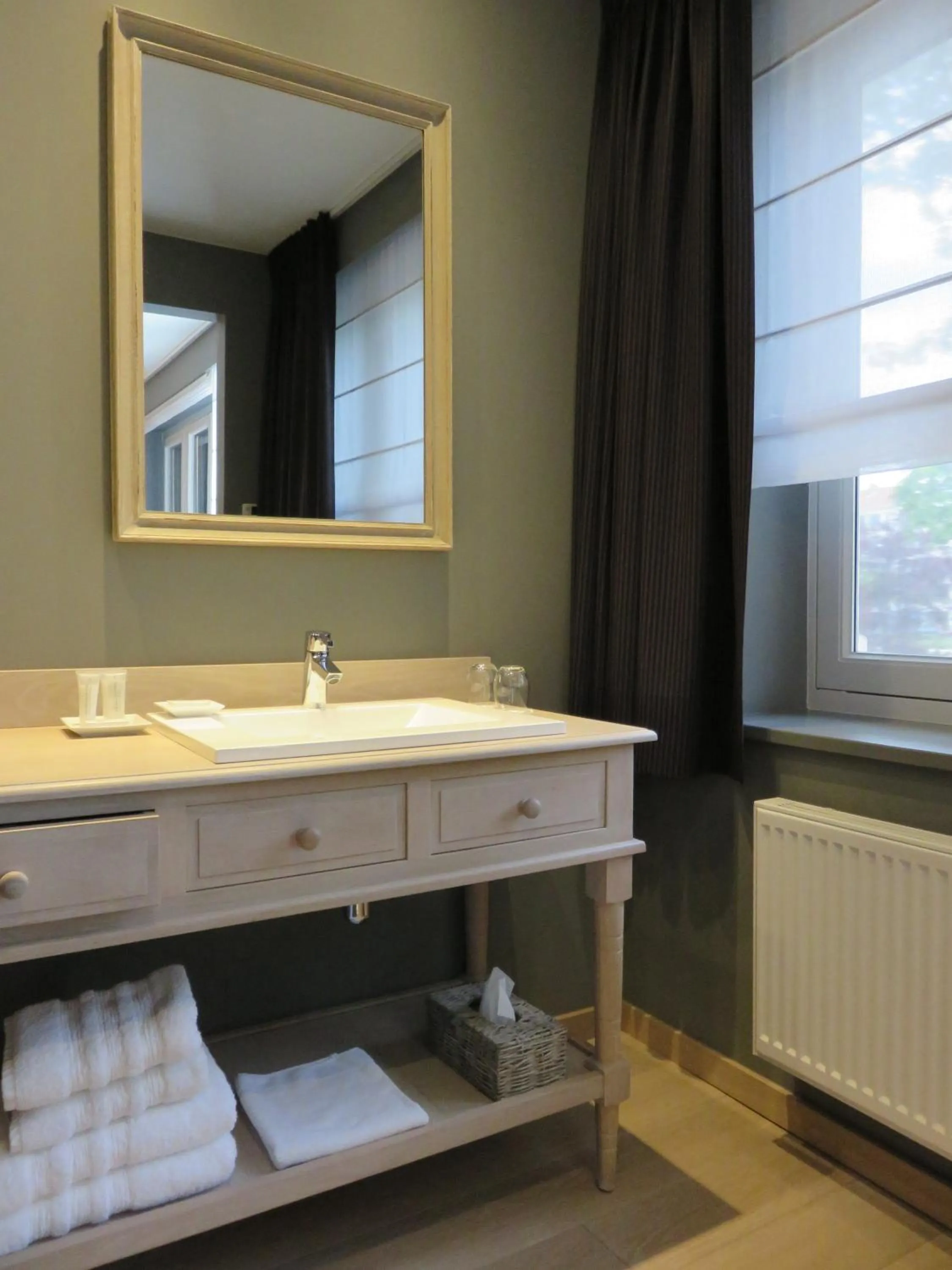Bathroom in B&B De Goede 13