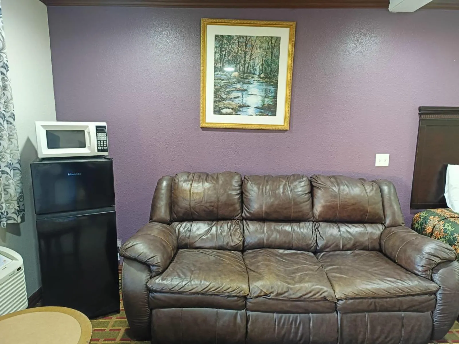 Bedroom in American Inn & Suites By Capital O Victoria US-59