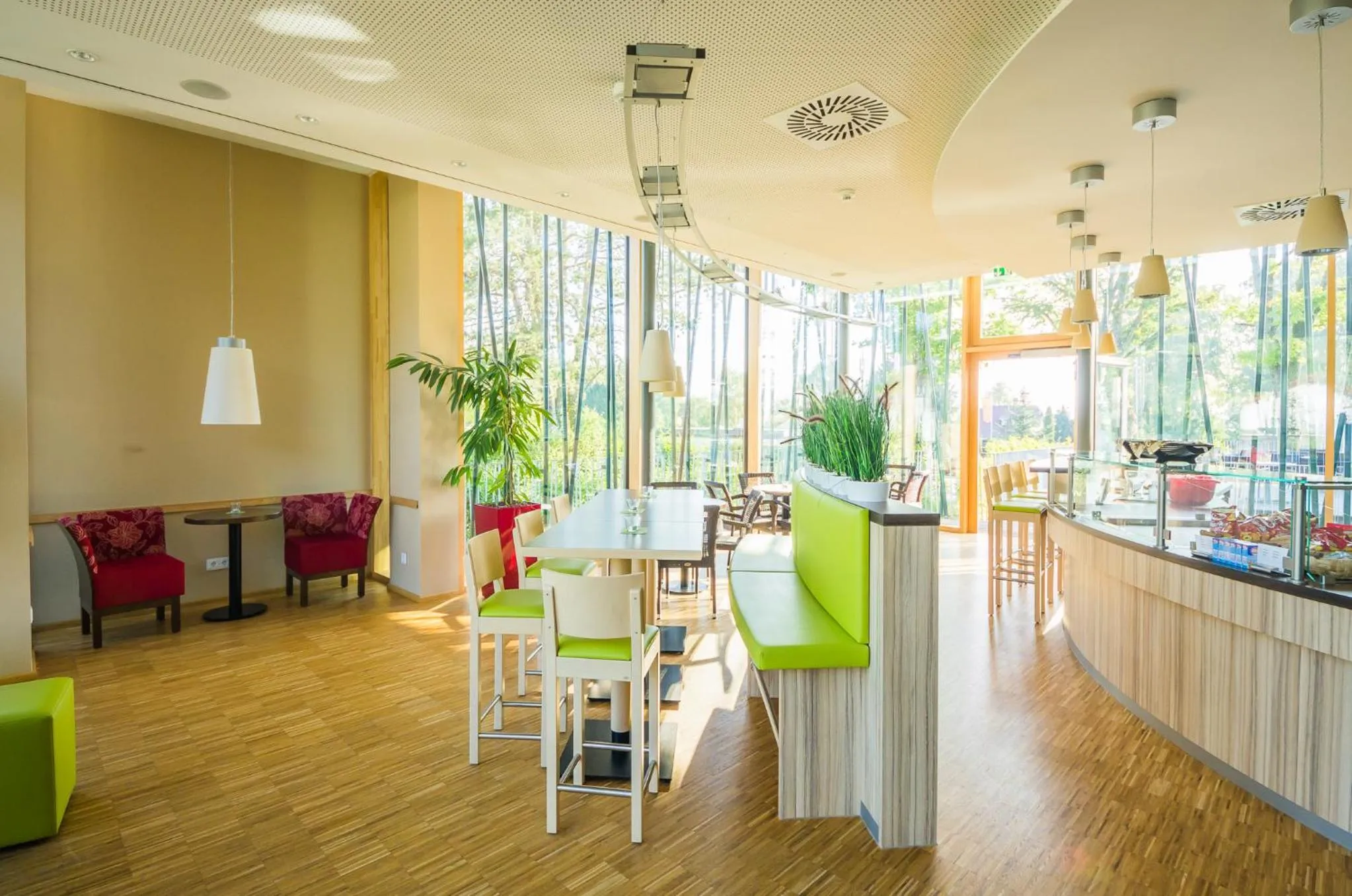 Restaurant/places to eat in Ammerseehäuser