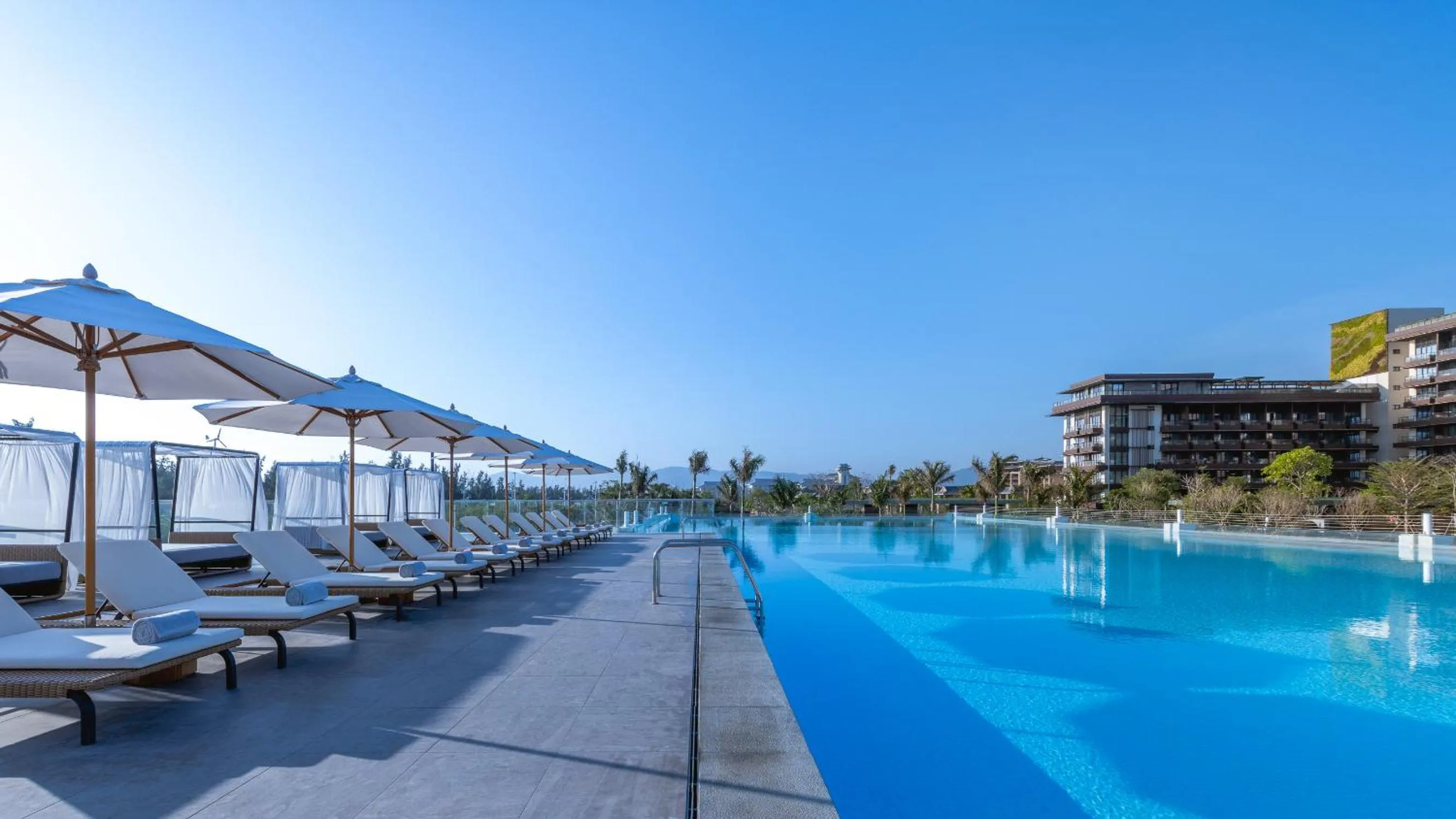 Swimming pool in 1 Hotel Haitang Bay, Sanya