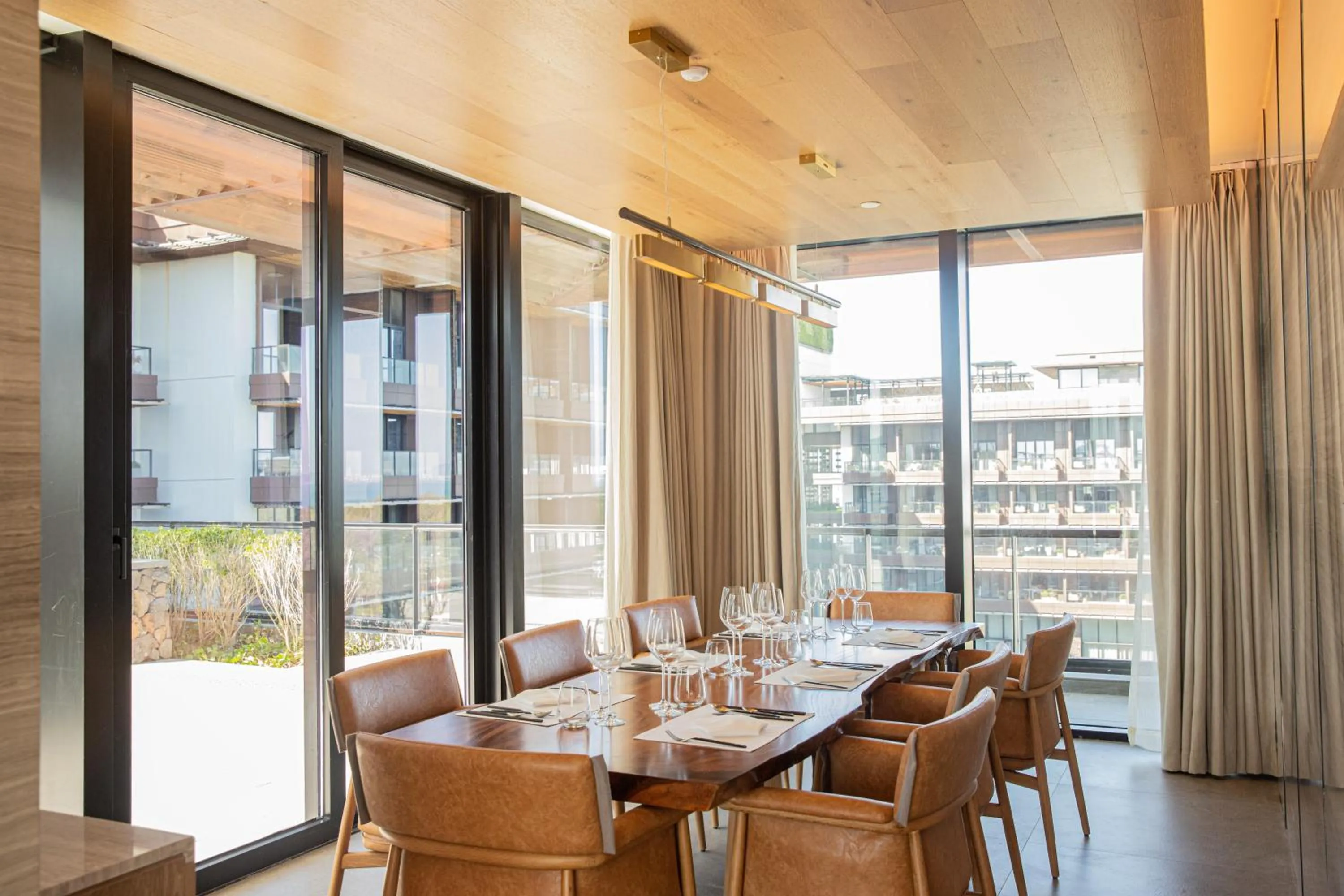 Dining area in 1 Hotel Haitang Bay, Sanya