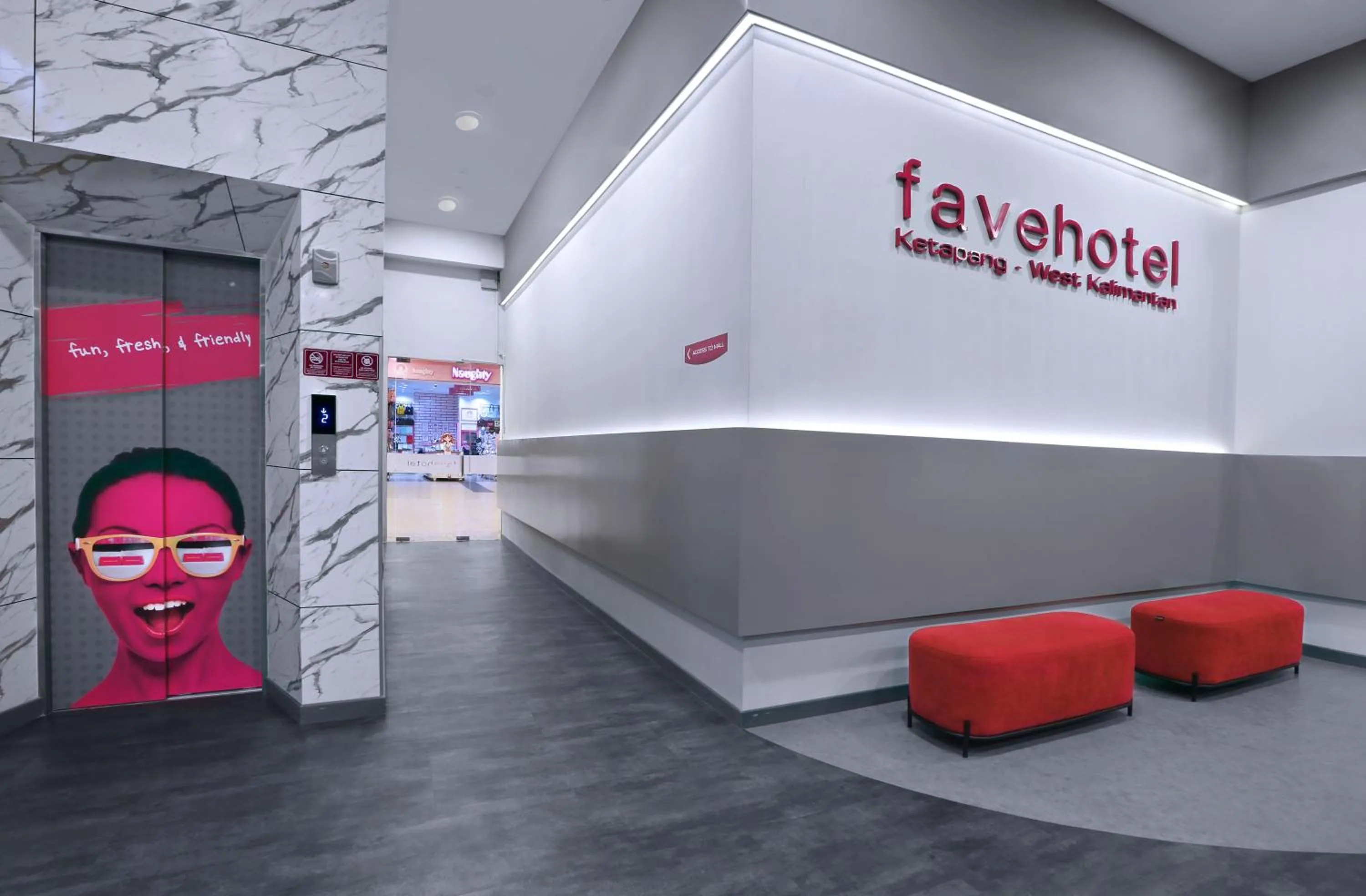 Lobby or reception in favehotel Ketapang
