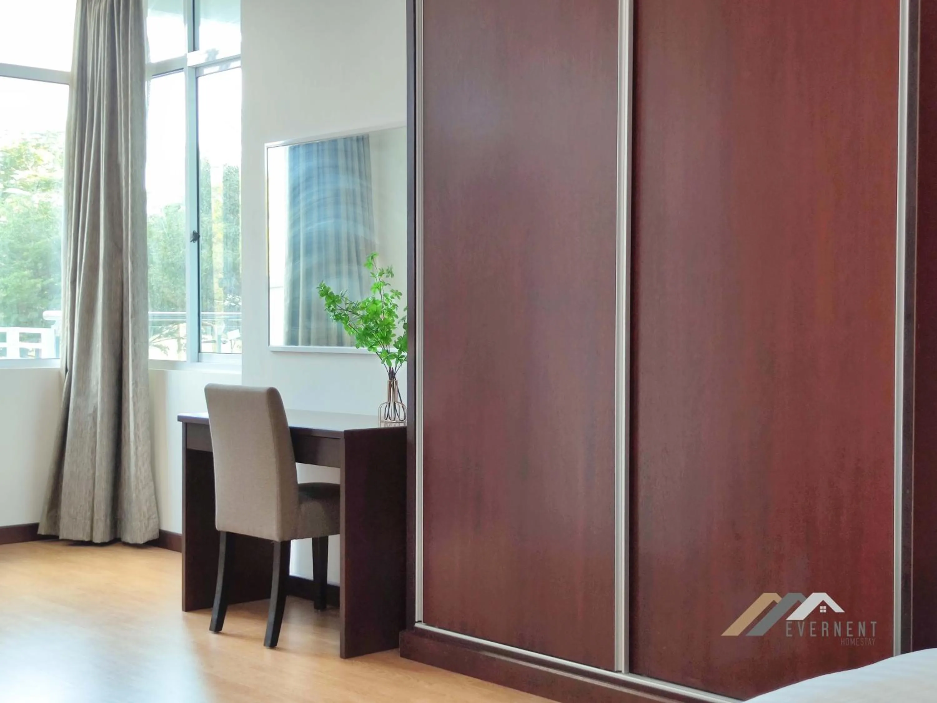 Bed in Bay Resort by Evernent