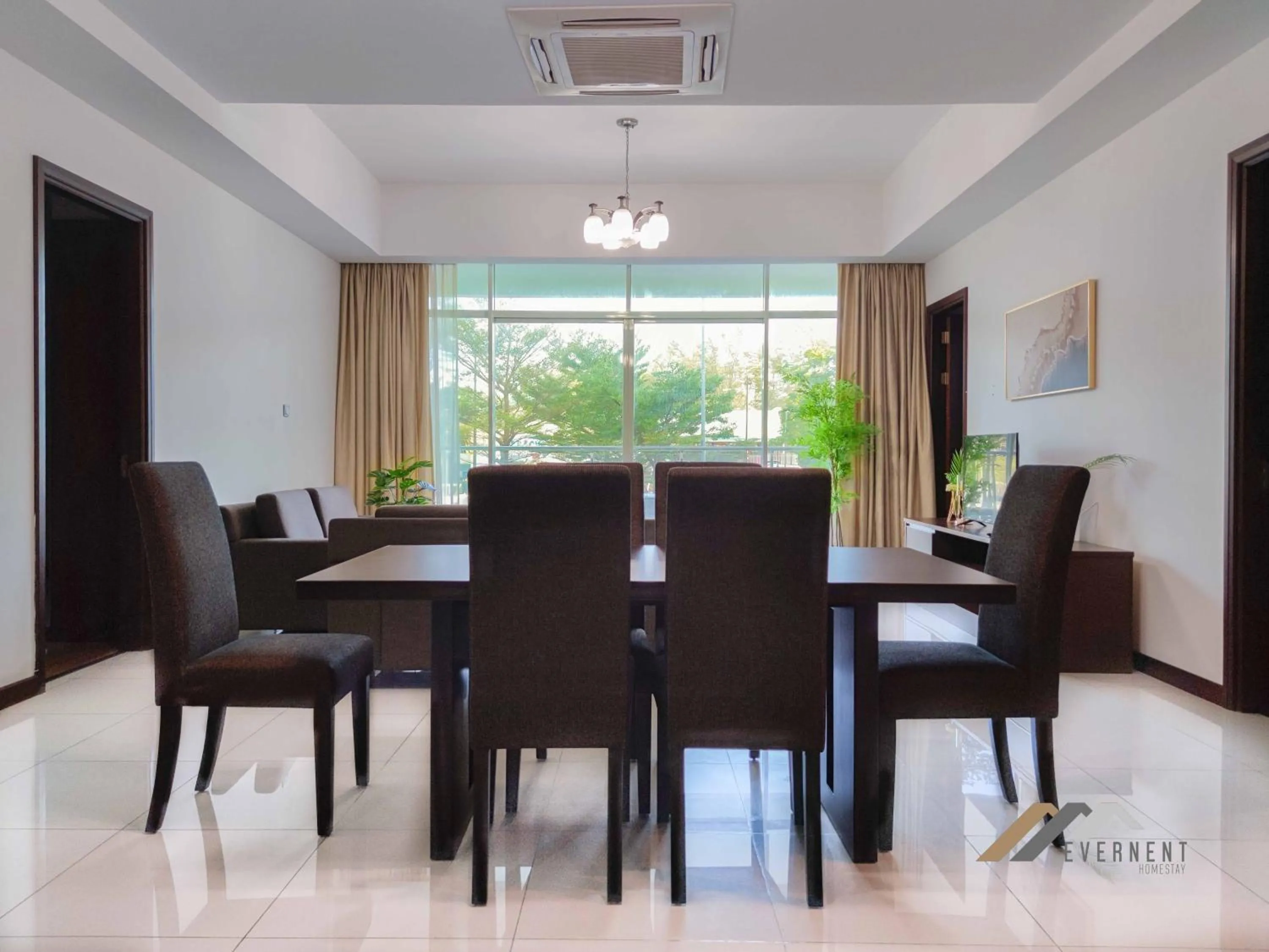 Living room in Bay Resort by Evernent