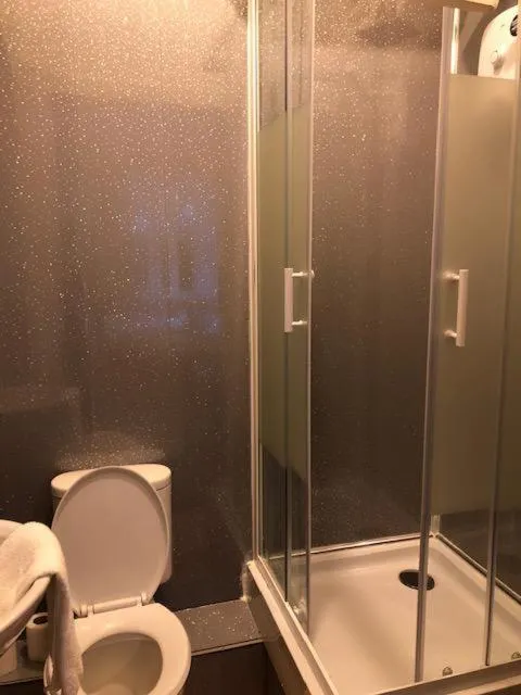 Other, Bathroom in Renfrew rooms at City Centre