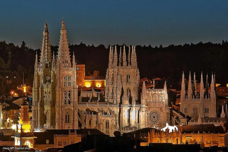 Night in Hostal Cuéntame Evolución Auto Check in