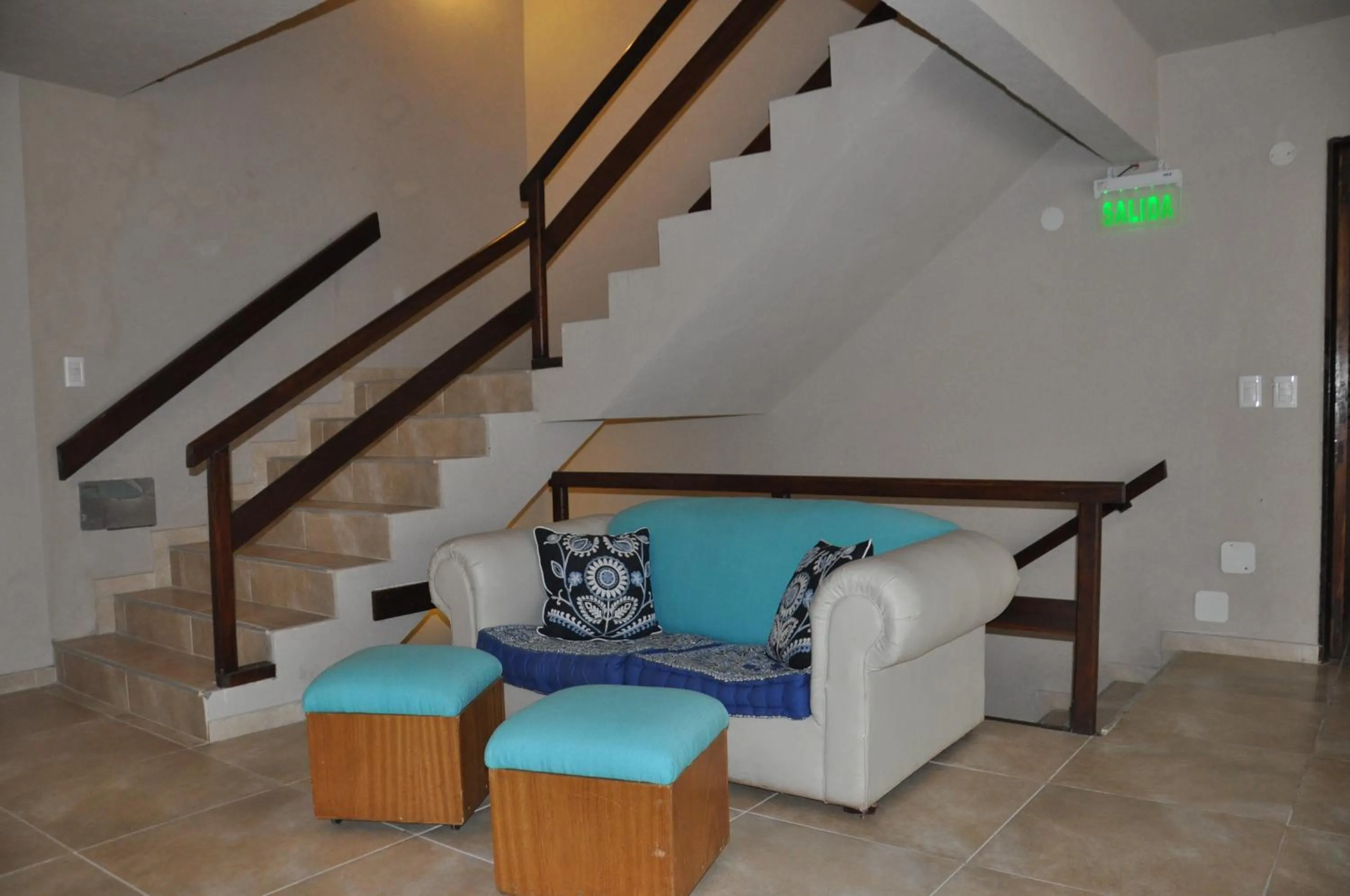 Communal lounge/ TV room in Hotel Victoria