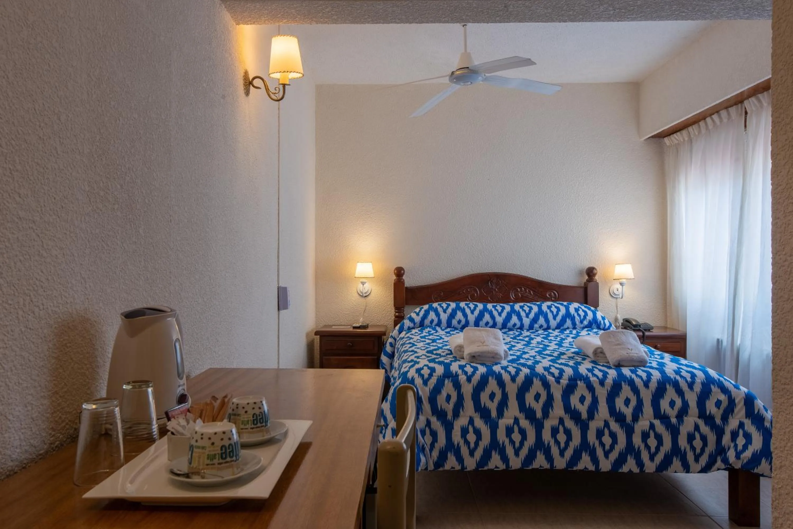 Bed in Hotel Victoria