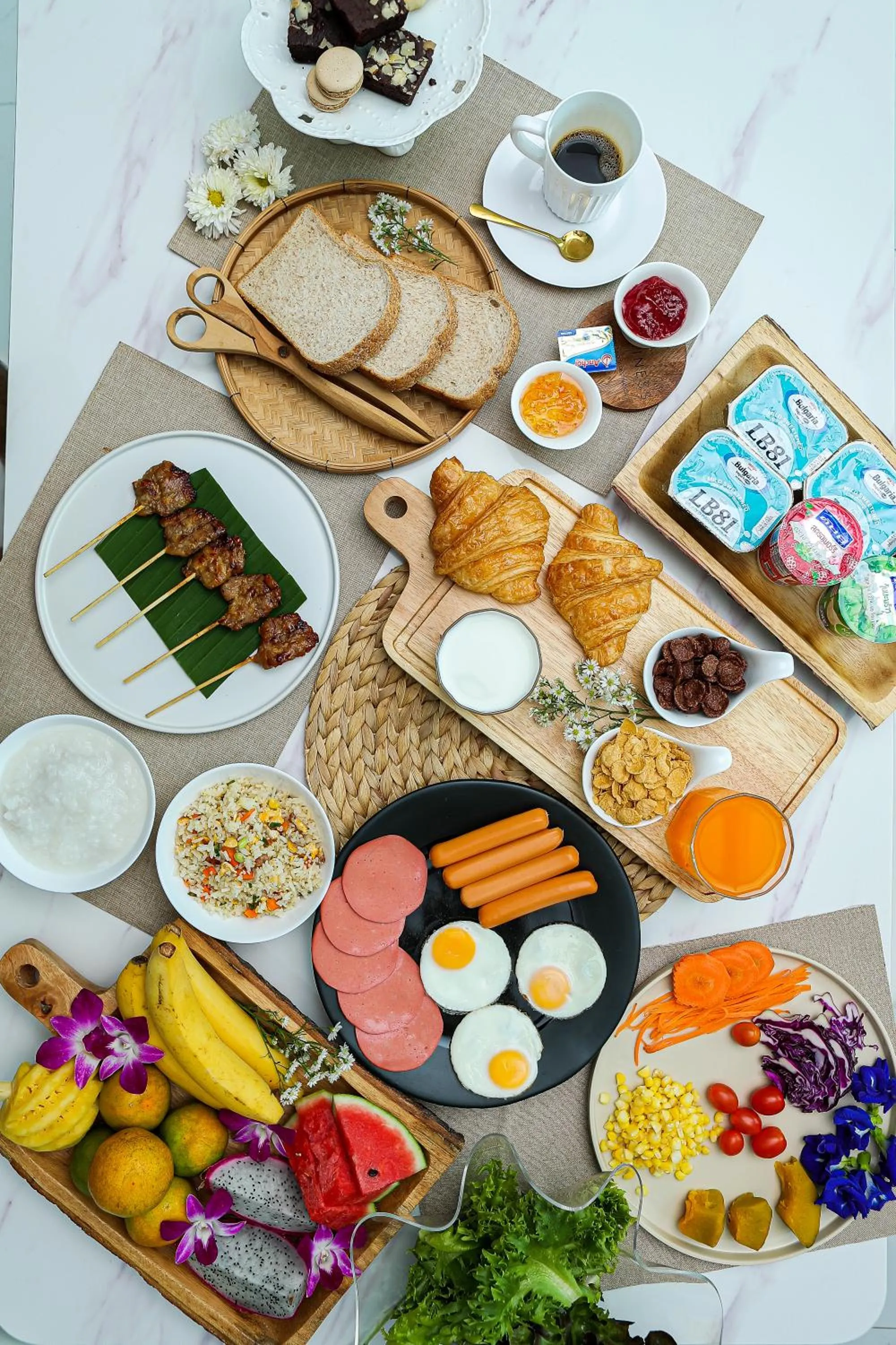 Buffet breakfast in Worachat Boutique Hotel