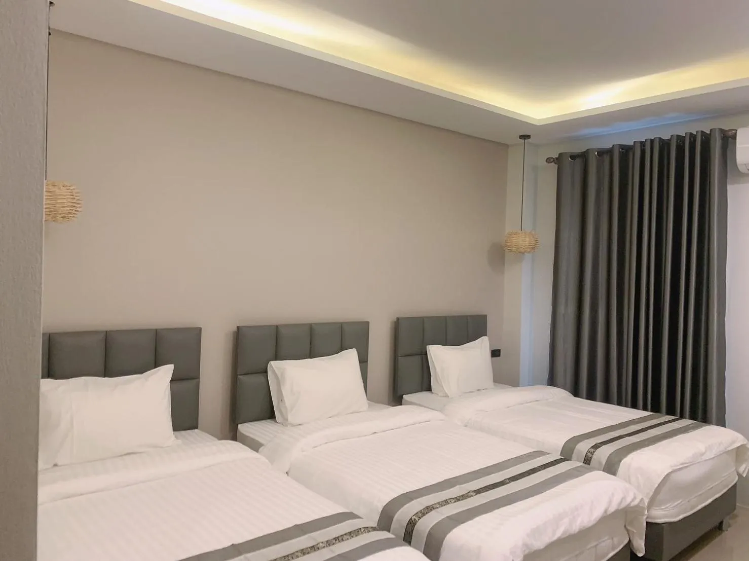 Bed in Worachat Boutique Hotel