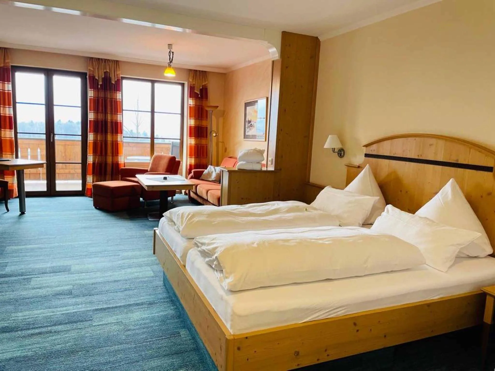 Bed in Panoramahotel Grobauer