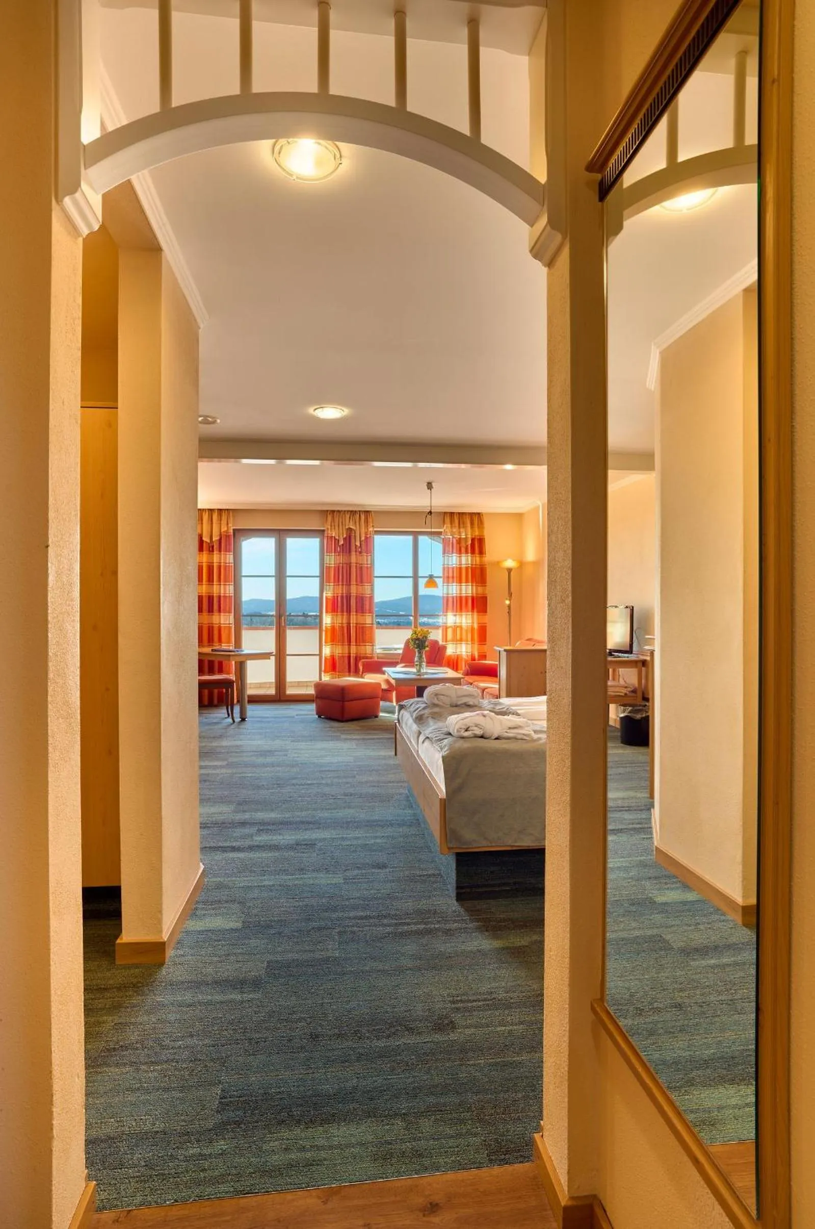 Bed in Panoramahotel Grobauer