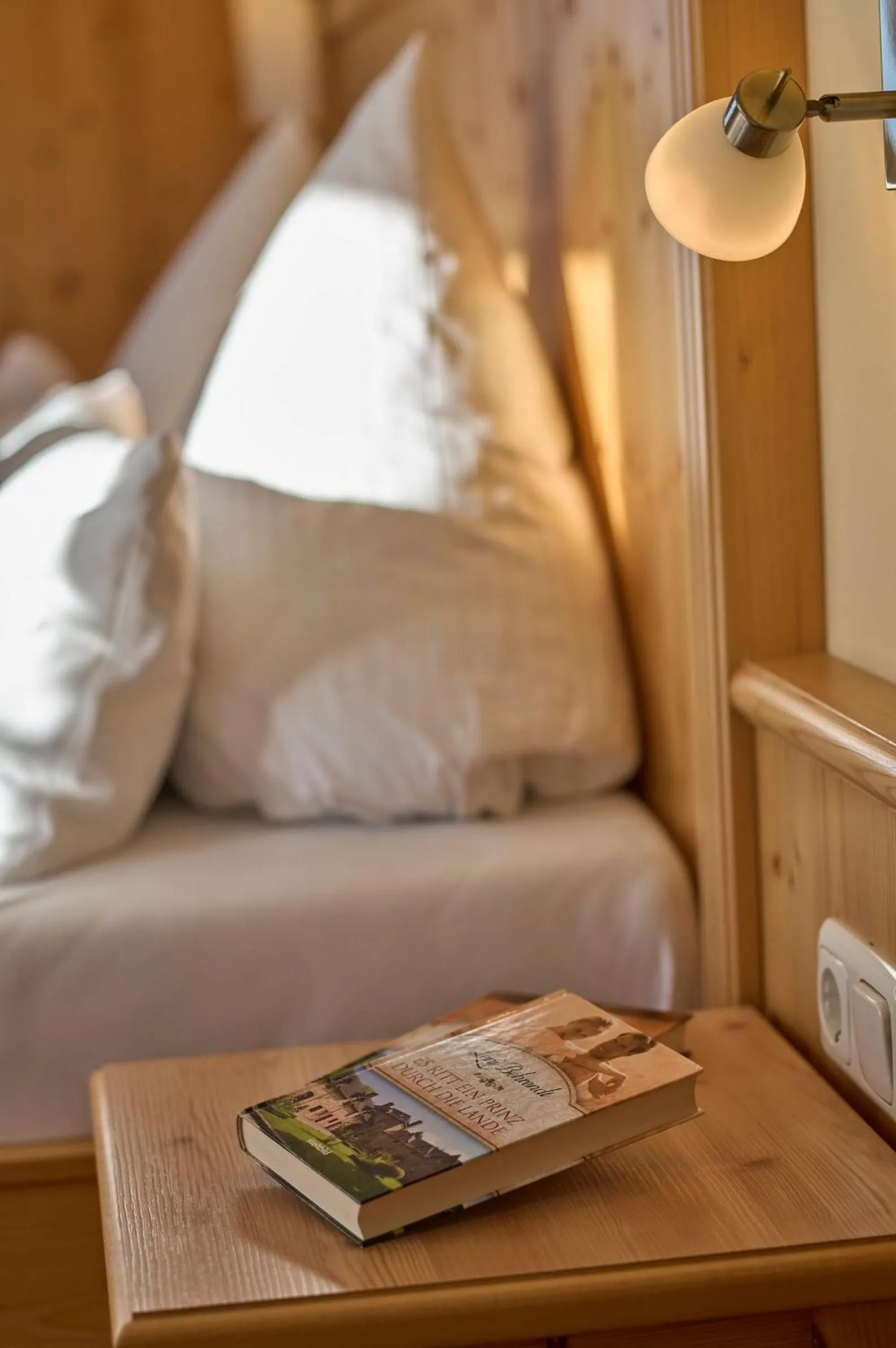 Bed in Panoramahotel Grobauer