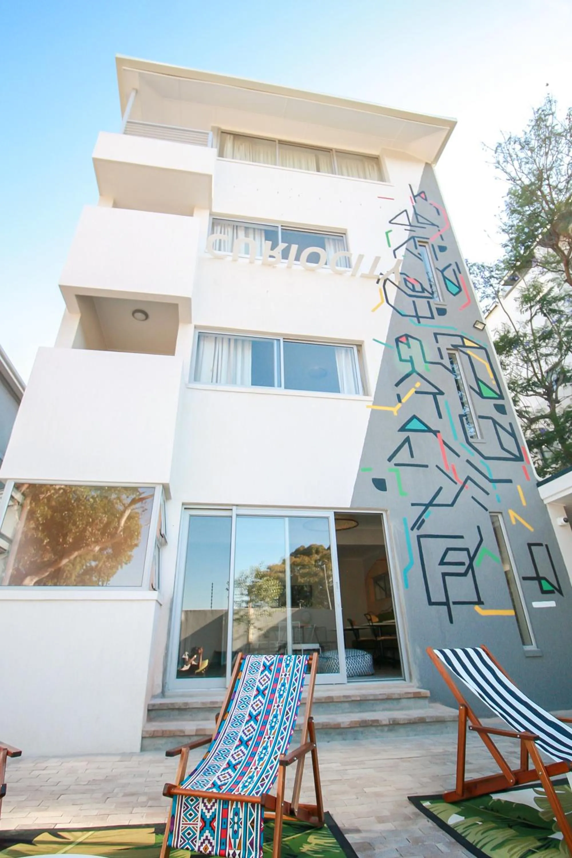 Property building in CURIOCITY Green Point