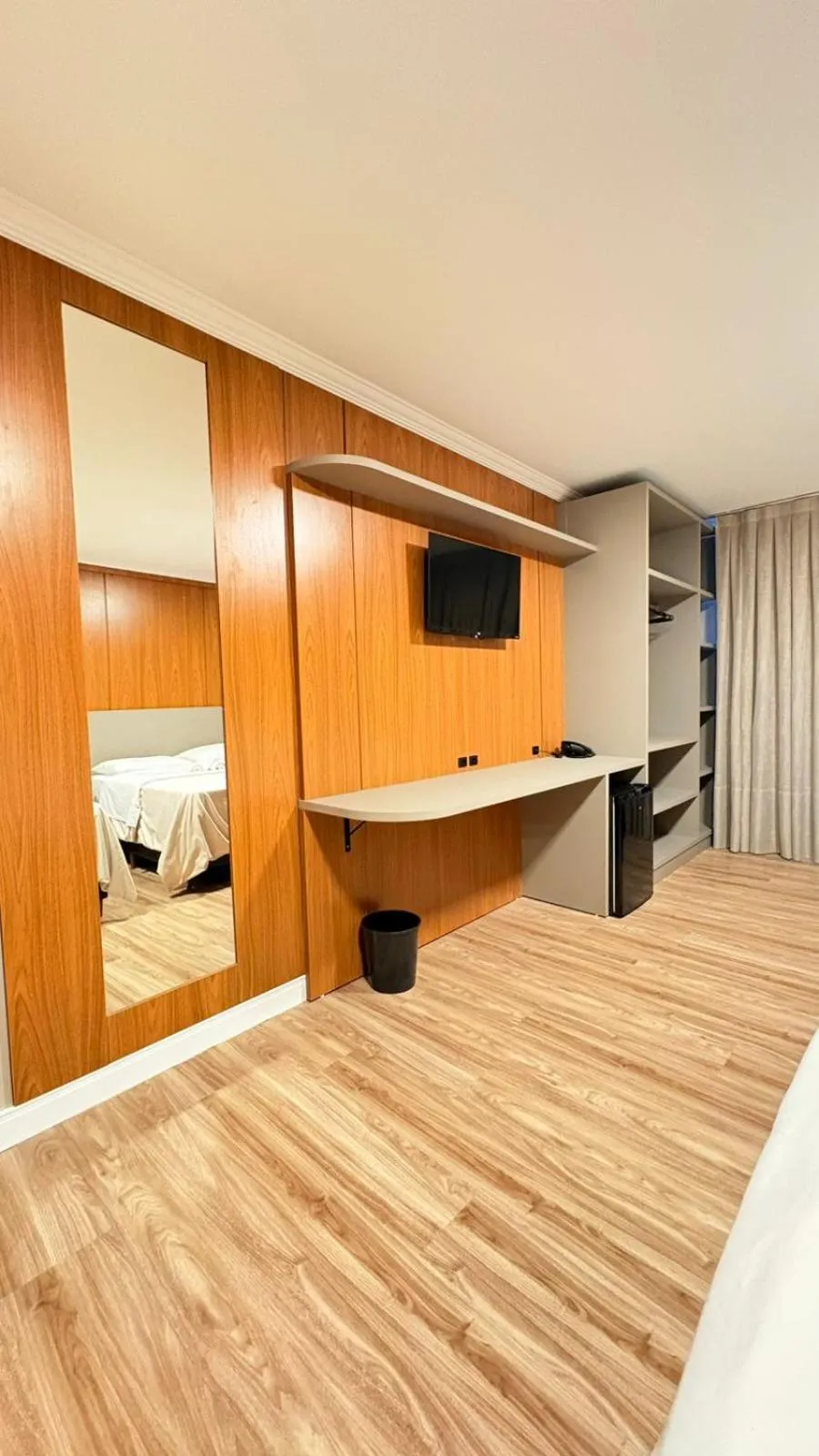 Bed in Hotel Lorimar