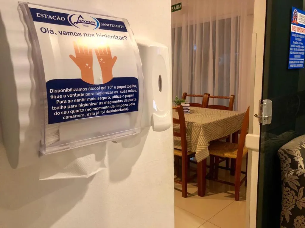 Logo/Certificate/Sign in Hotel Lorimar