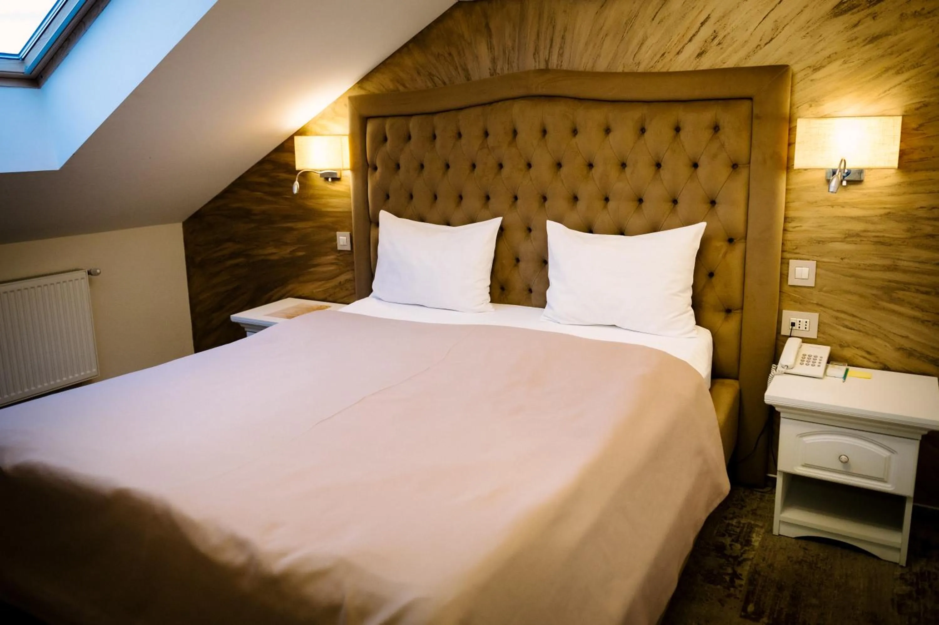 Bed in Hotel La Belle Epoque