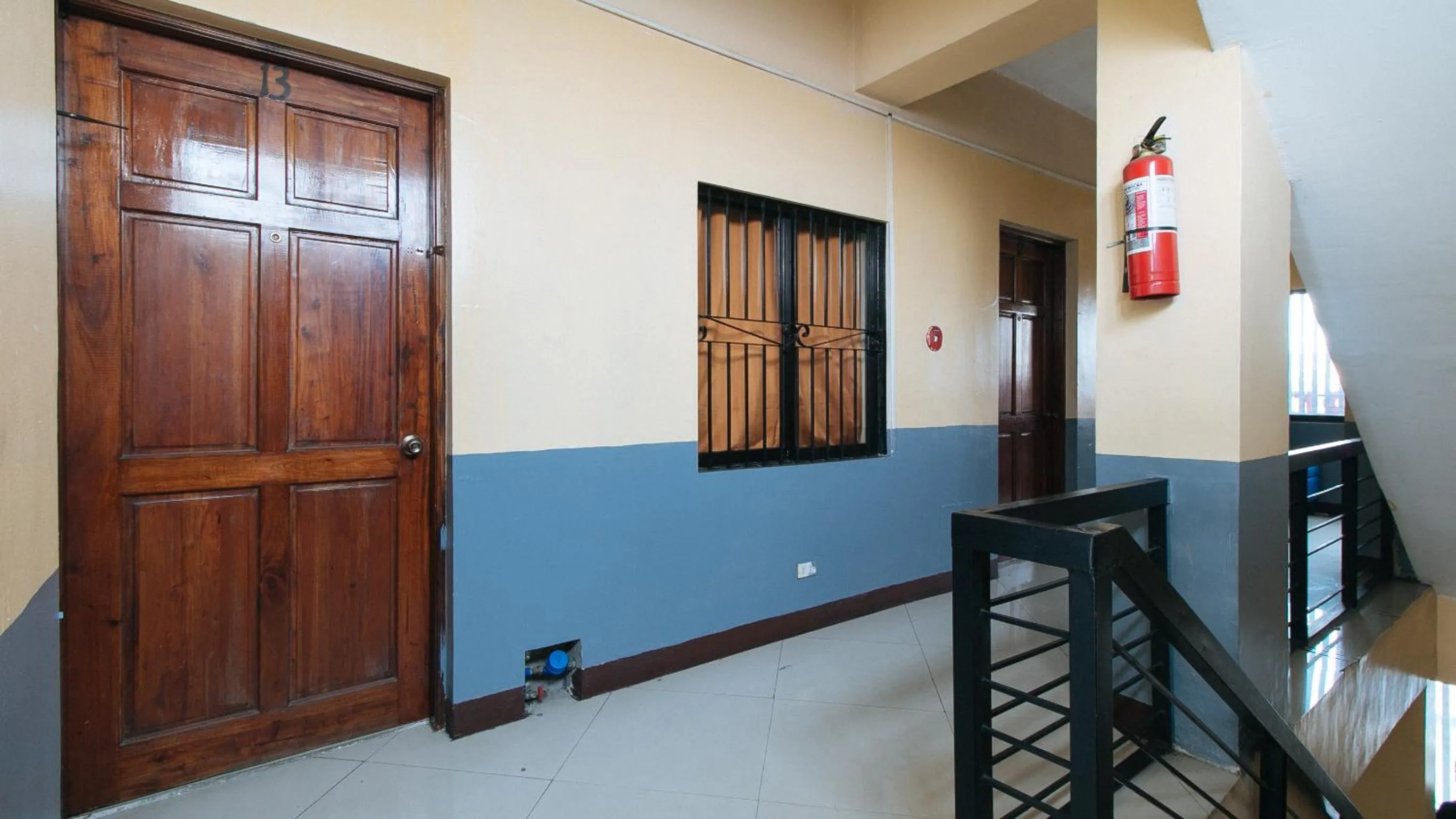 Balcony/Terrace in RedDoorz at V-Cat Apartelle Sampaloc Manila