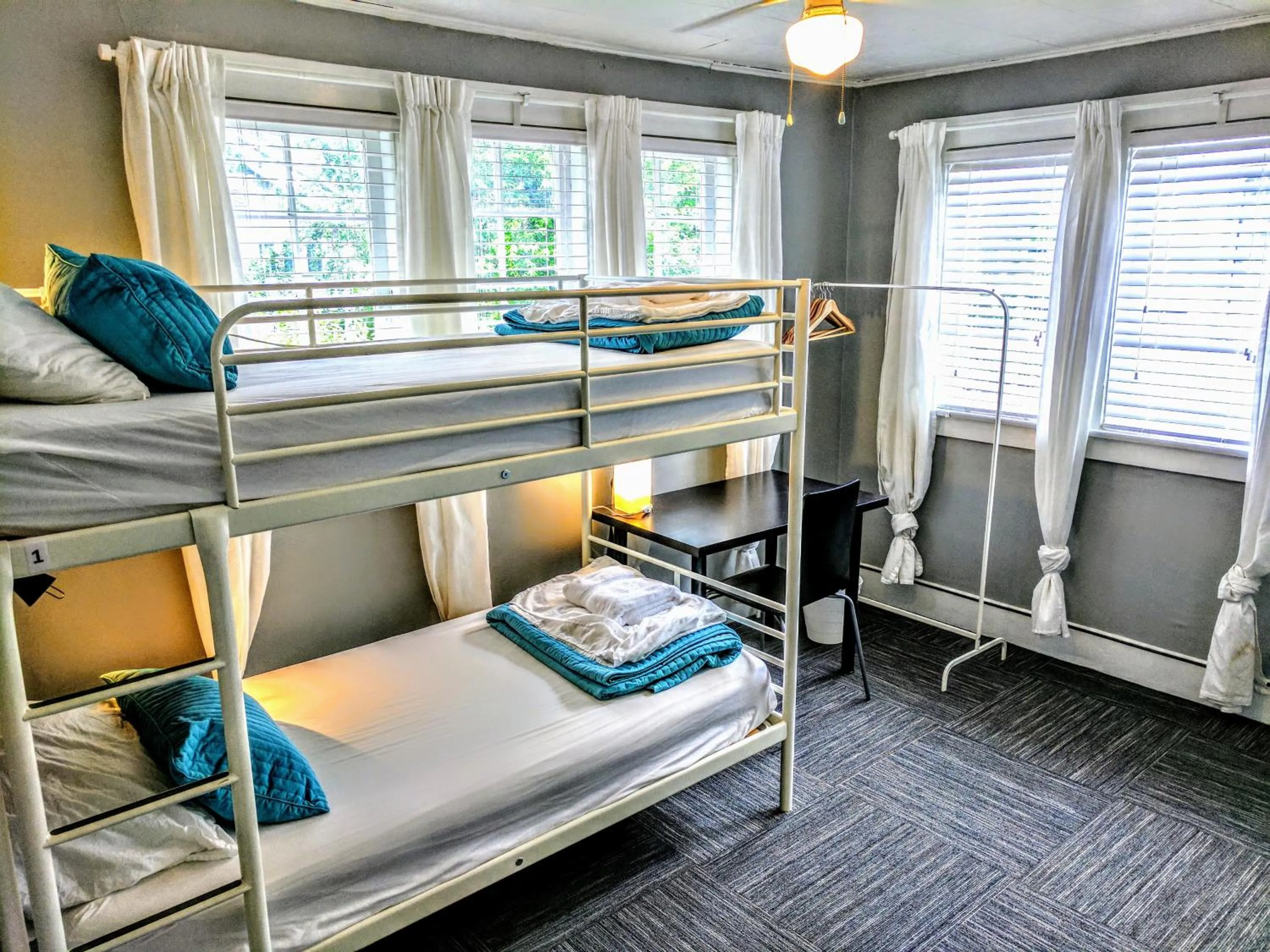 Bedroom, Bed in The Wayfaring Buckeye Hostel