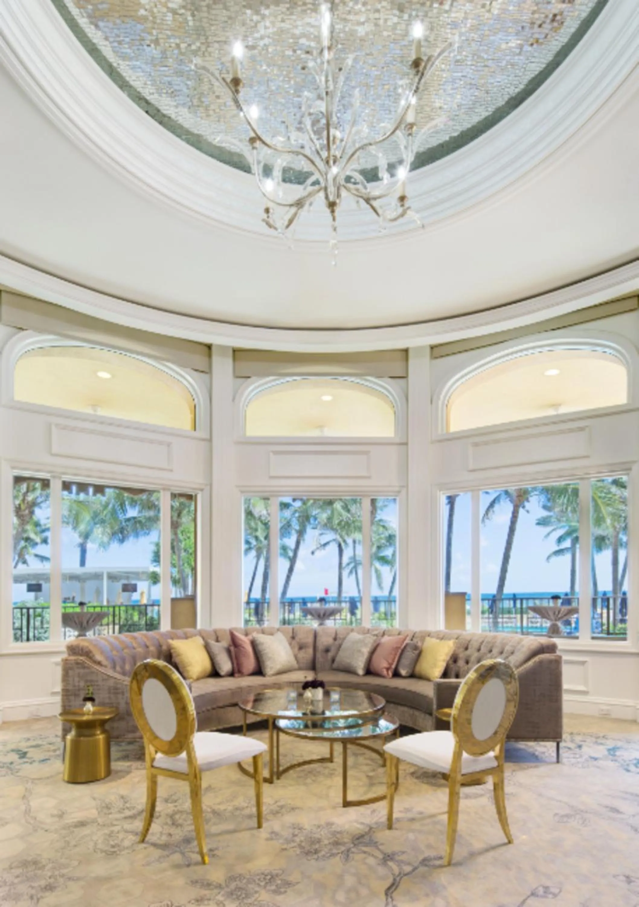 Seating area in Eau Resort & Spa