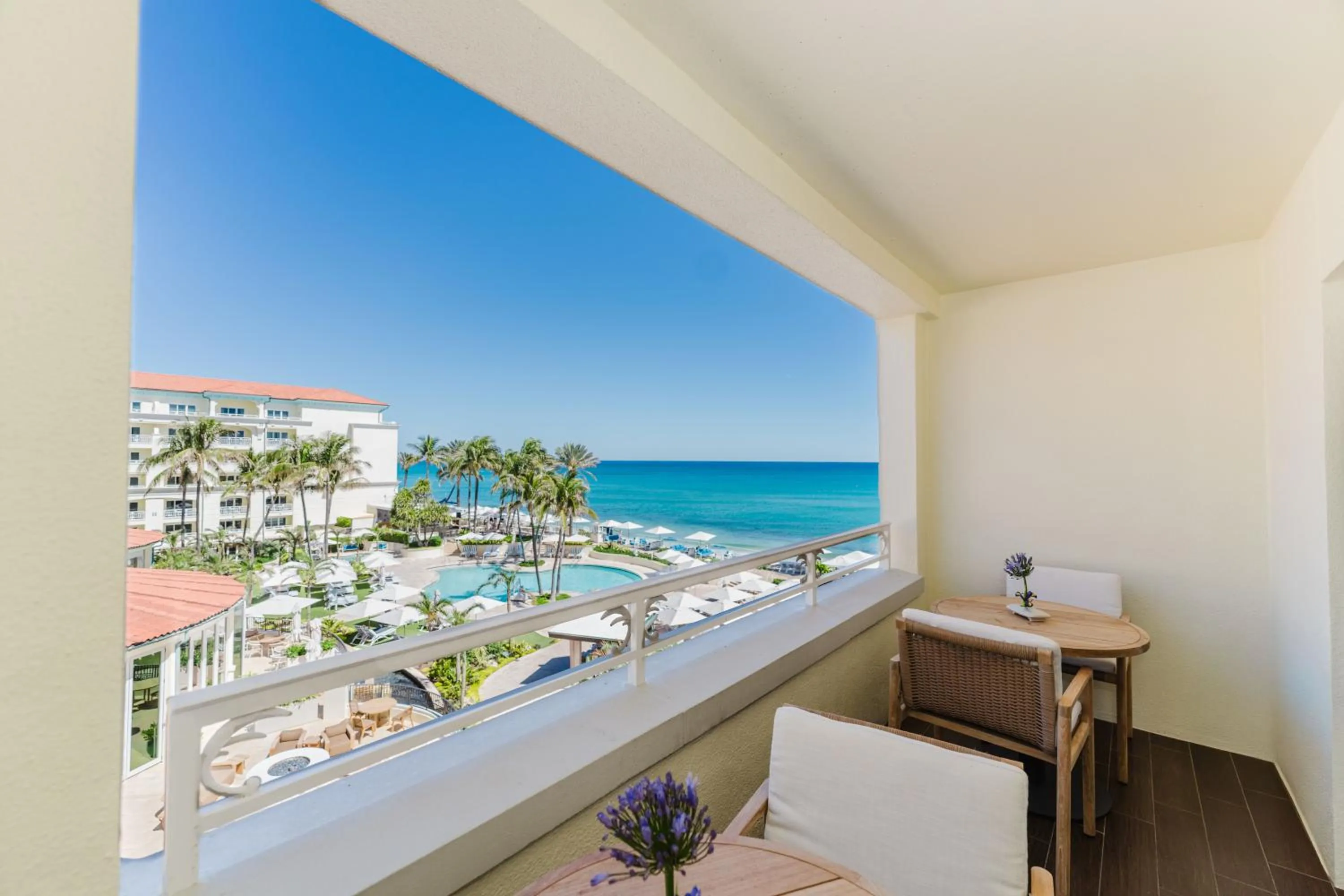 Balcony/Terrace in Eau Palm Beach Resort & Spa