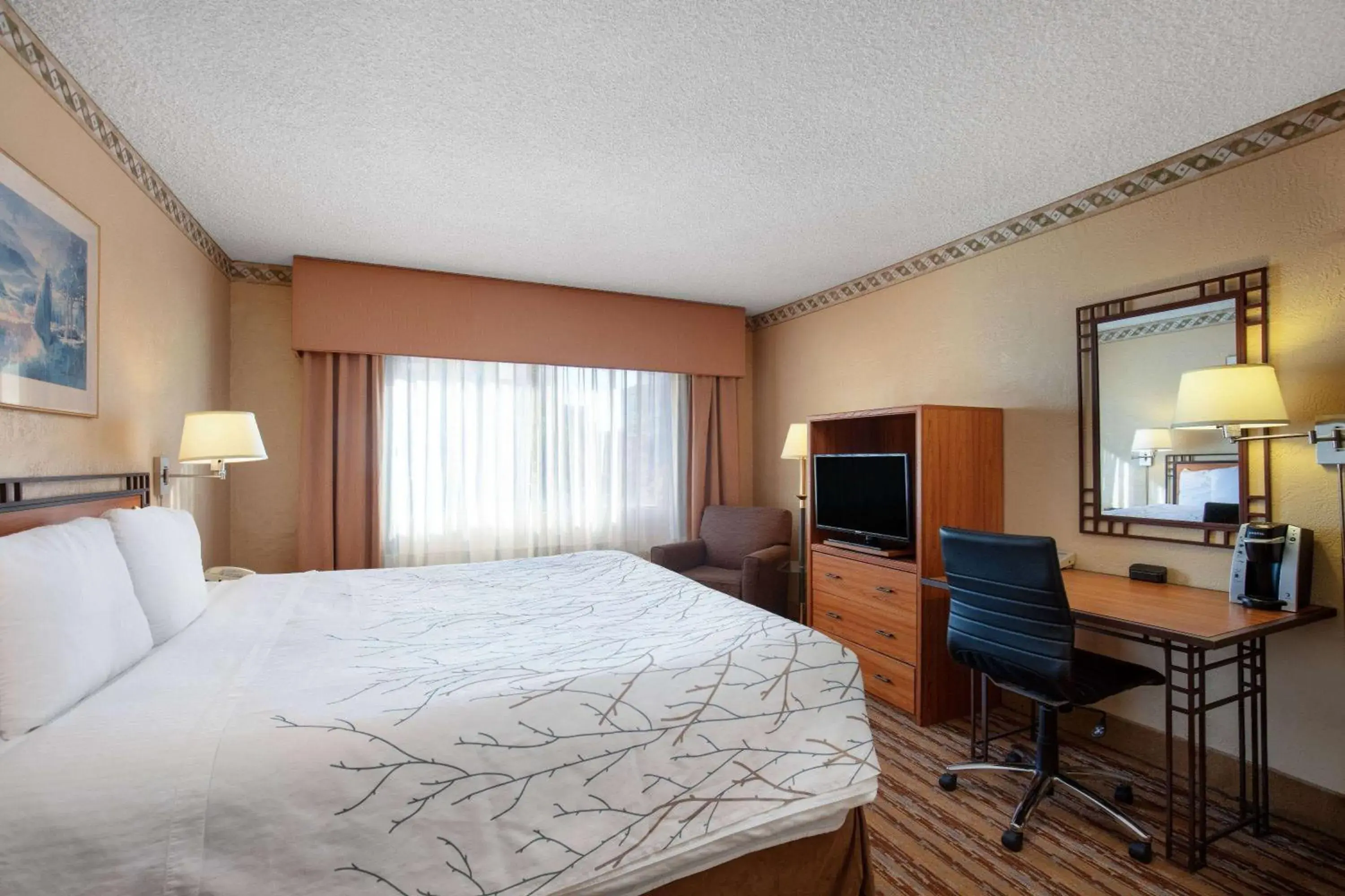 King Room - Non-Smoking in Travelodge by Wyndham Seattle By The Space Needle King Room - Non-Smoking in Travelodge by Wyndham Seattle By The Space Needle