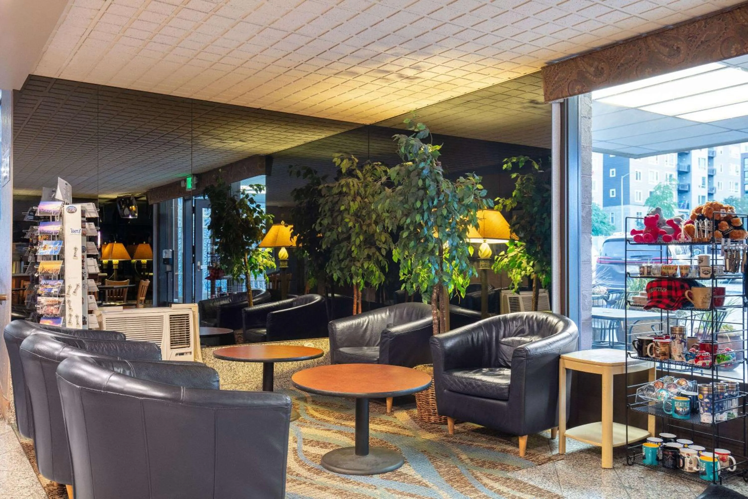 Lobby or reception in Travelodge by Wyndham Seattle By The Space Needle