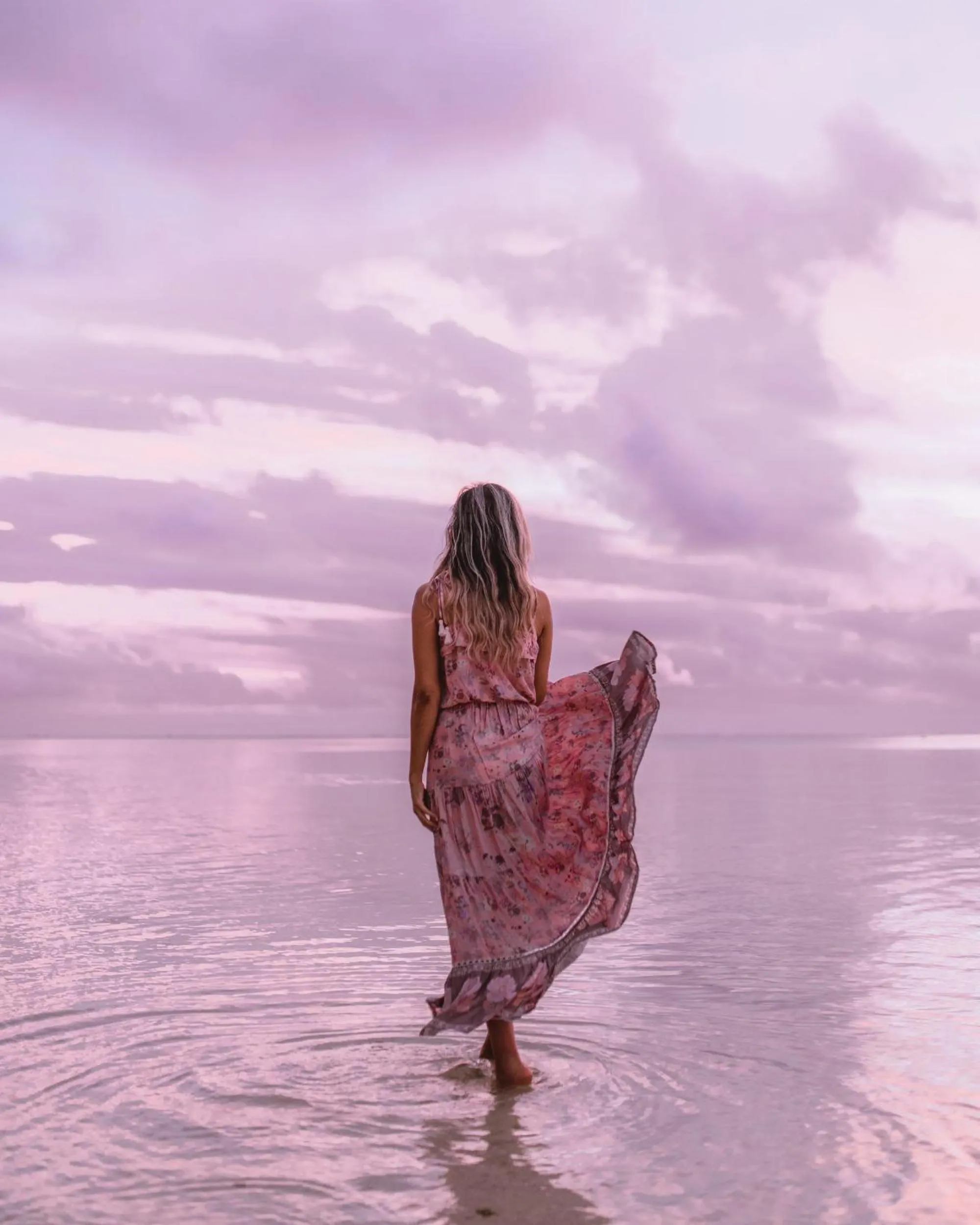 Sunset in Tamanu Beach