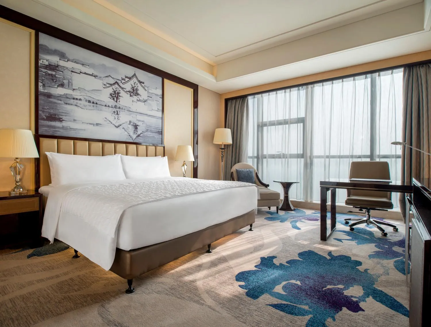 Bedroom, Bed in Le Meridien Yixing Hotel