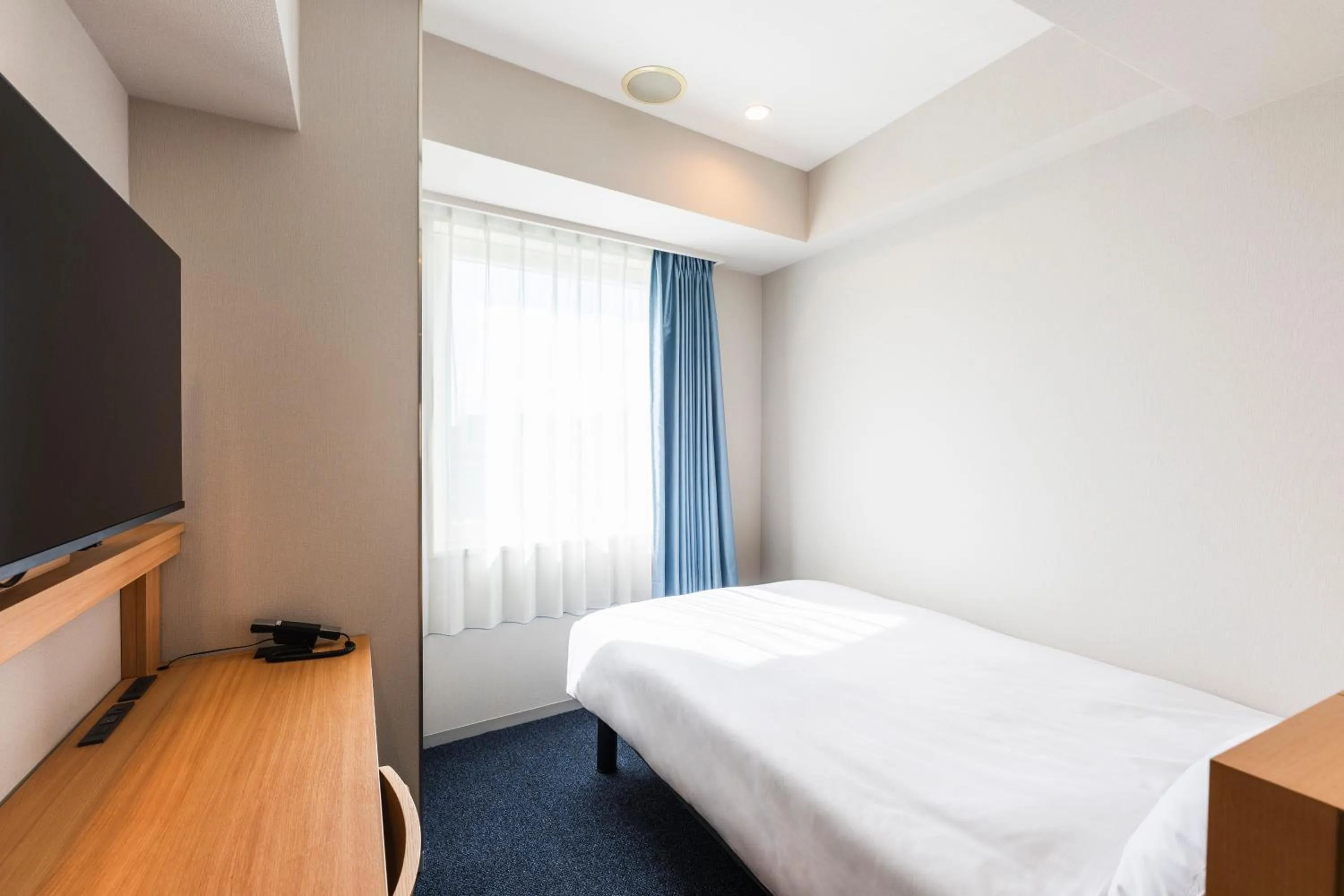 TV and multimedia, Bed in Sotetsu Fresa Inn Yokohama Totsuka - Renovated in March 31st 2025