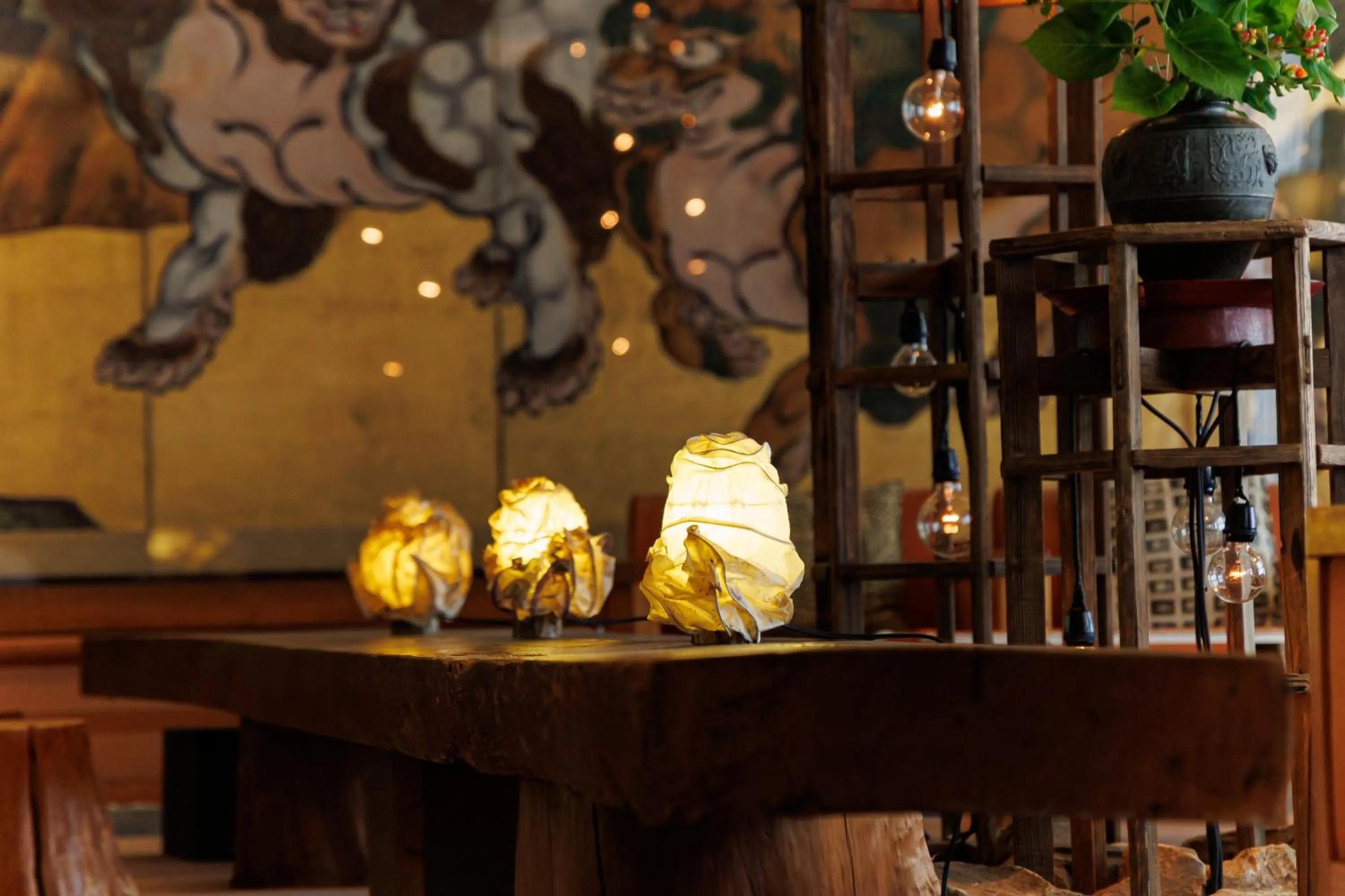 Area and facilities in Yorozuya