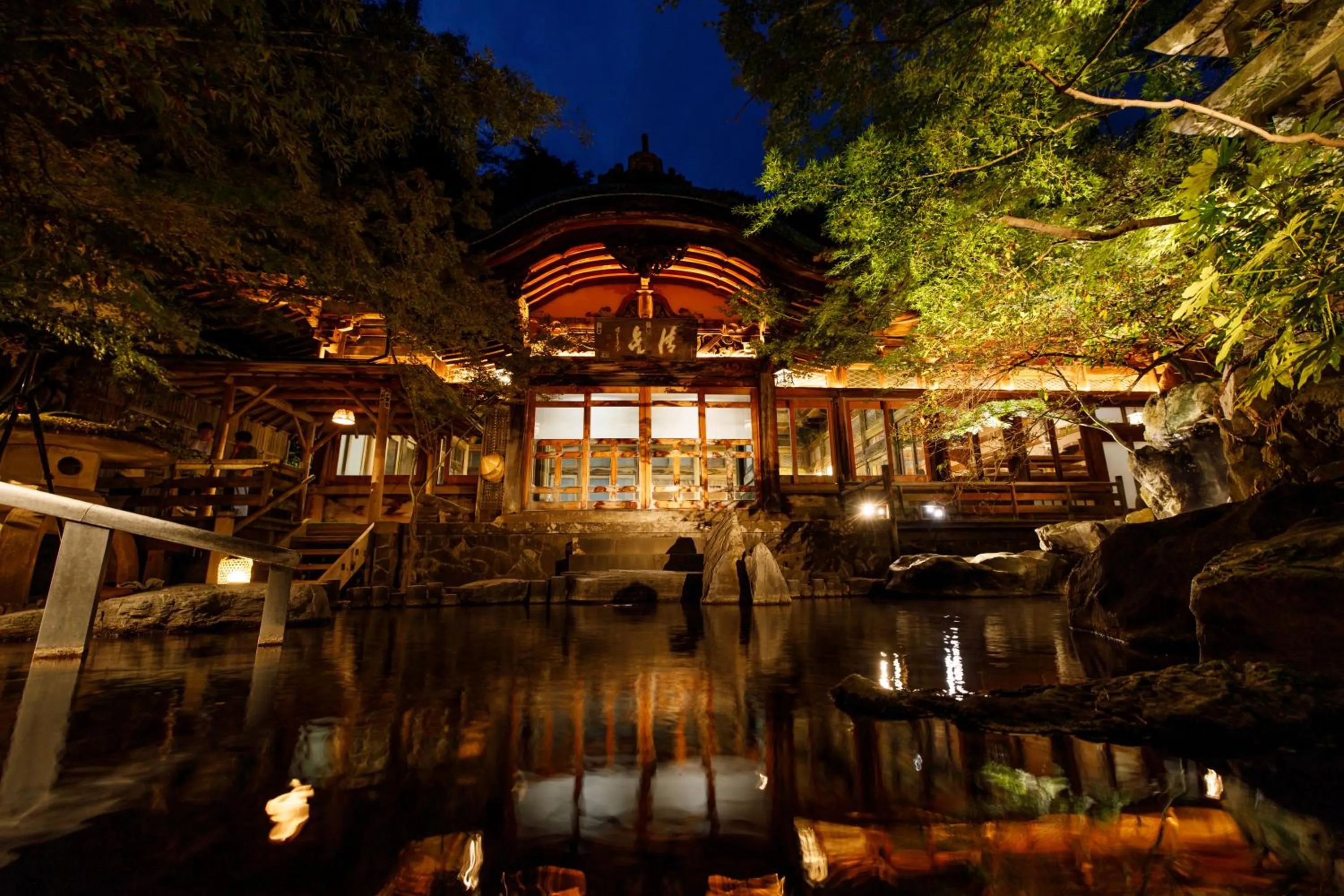 Public Bath in Yorozuya