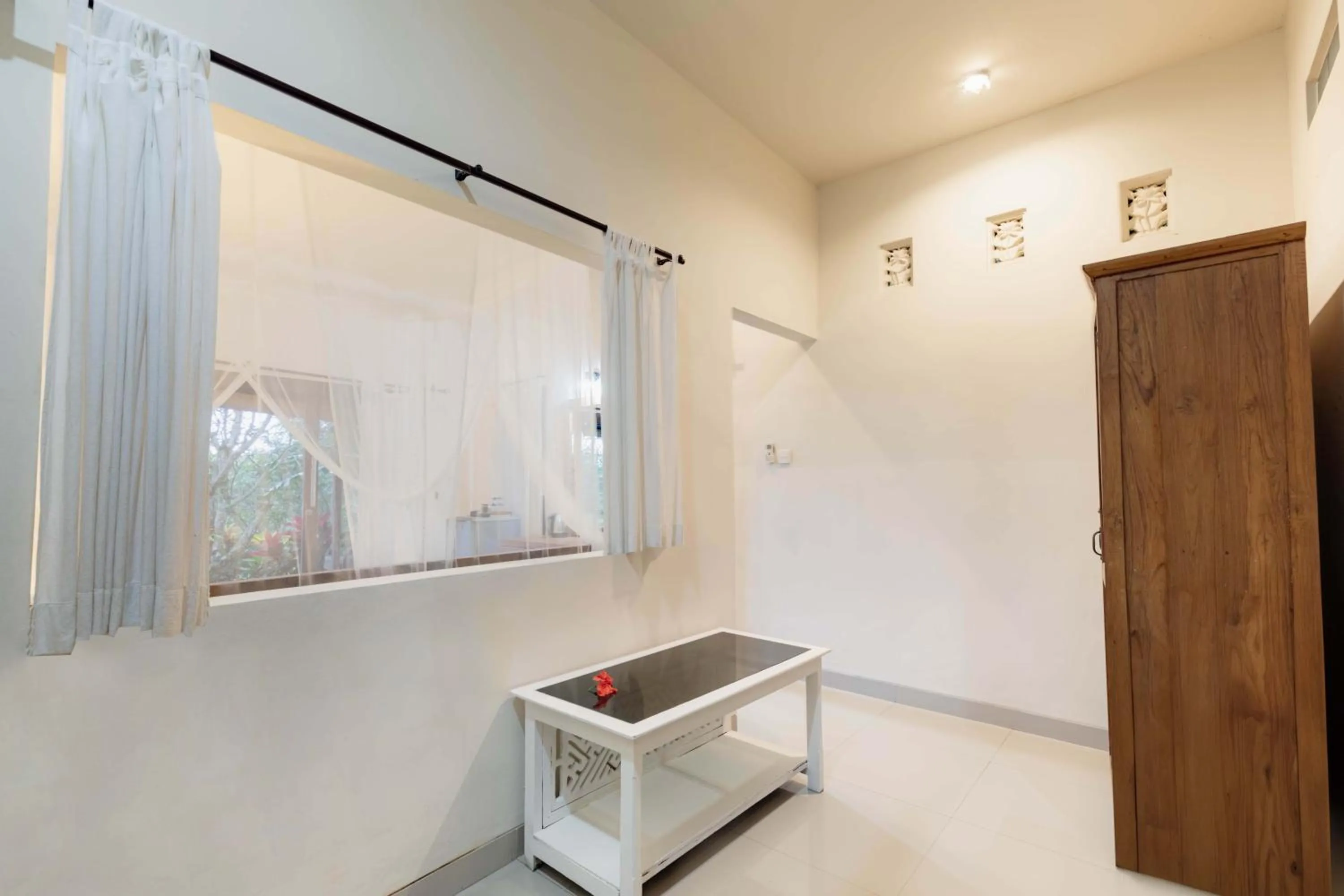 wardrobe in Taman Indrakila