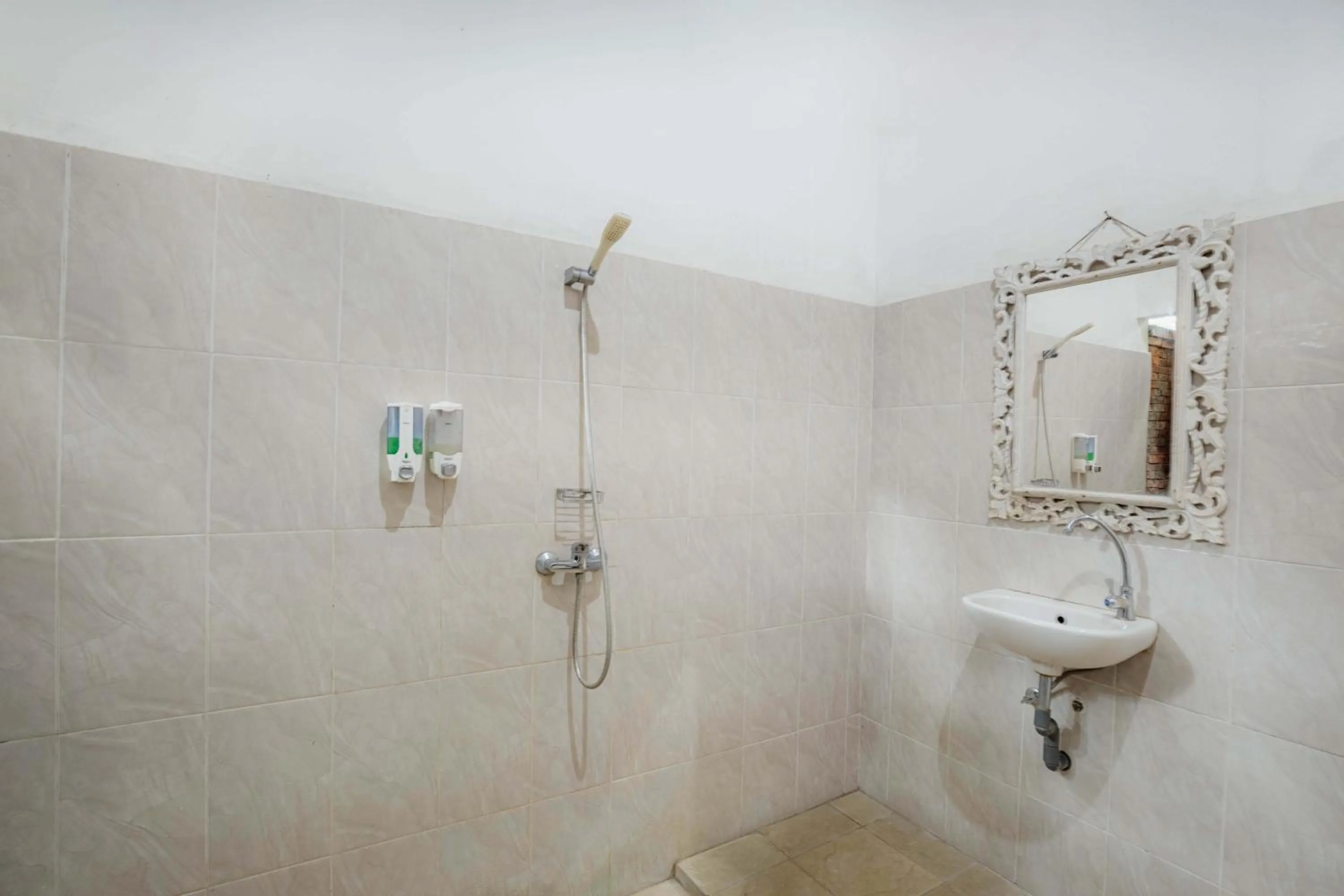 Bathroom in Taman Indrakila