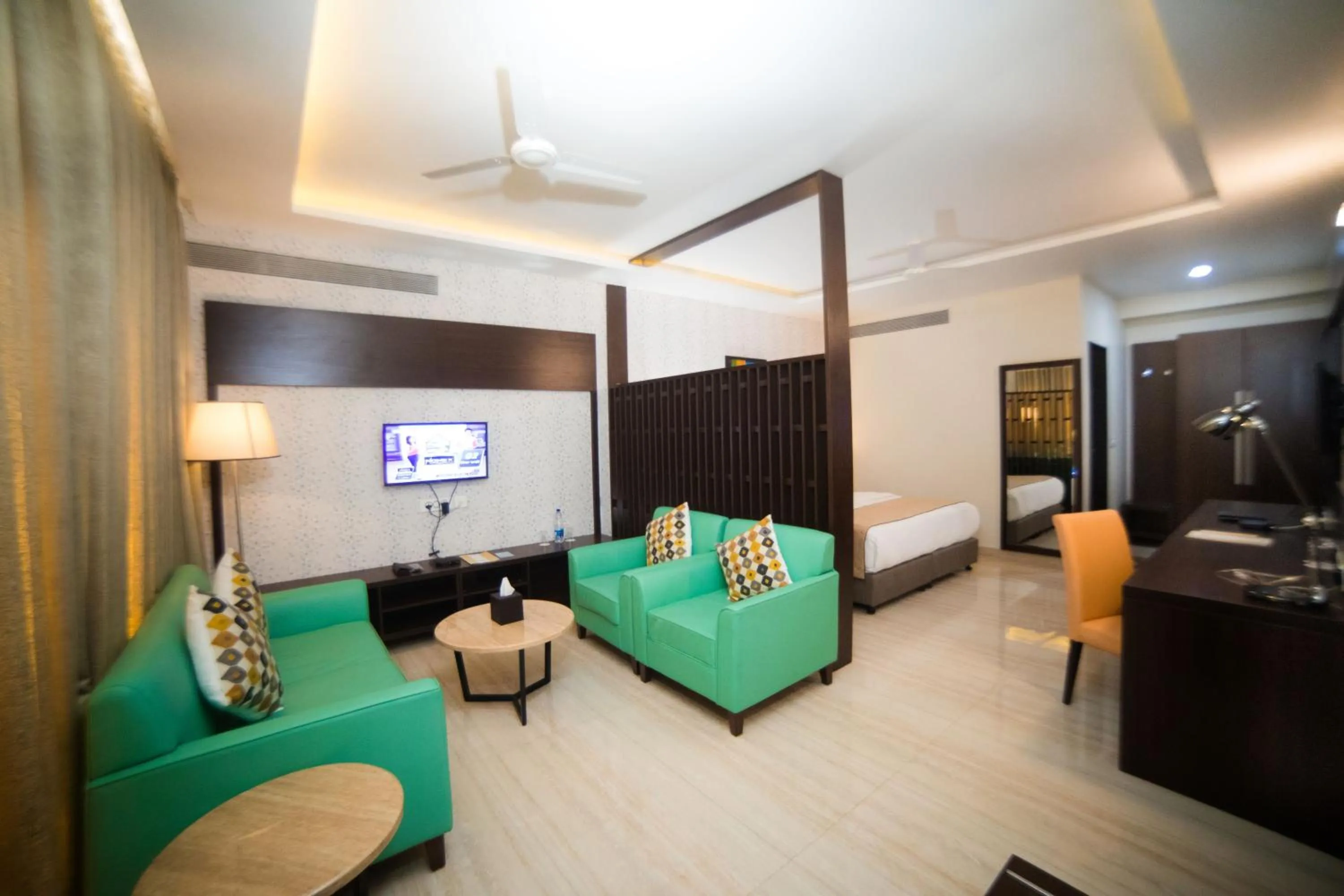 Living room in Fortune Plaza Hotel