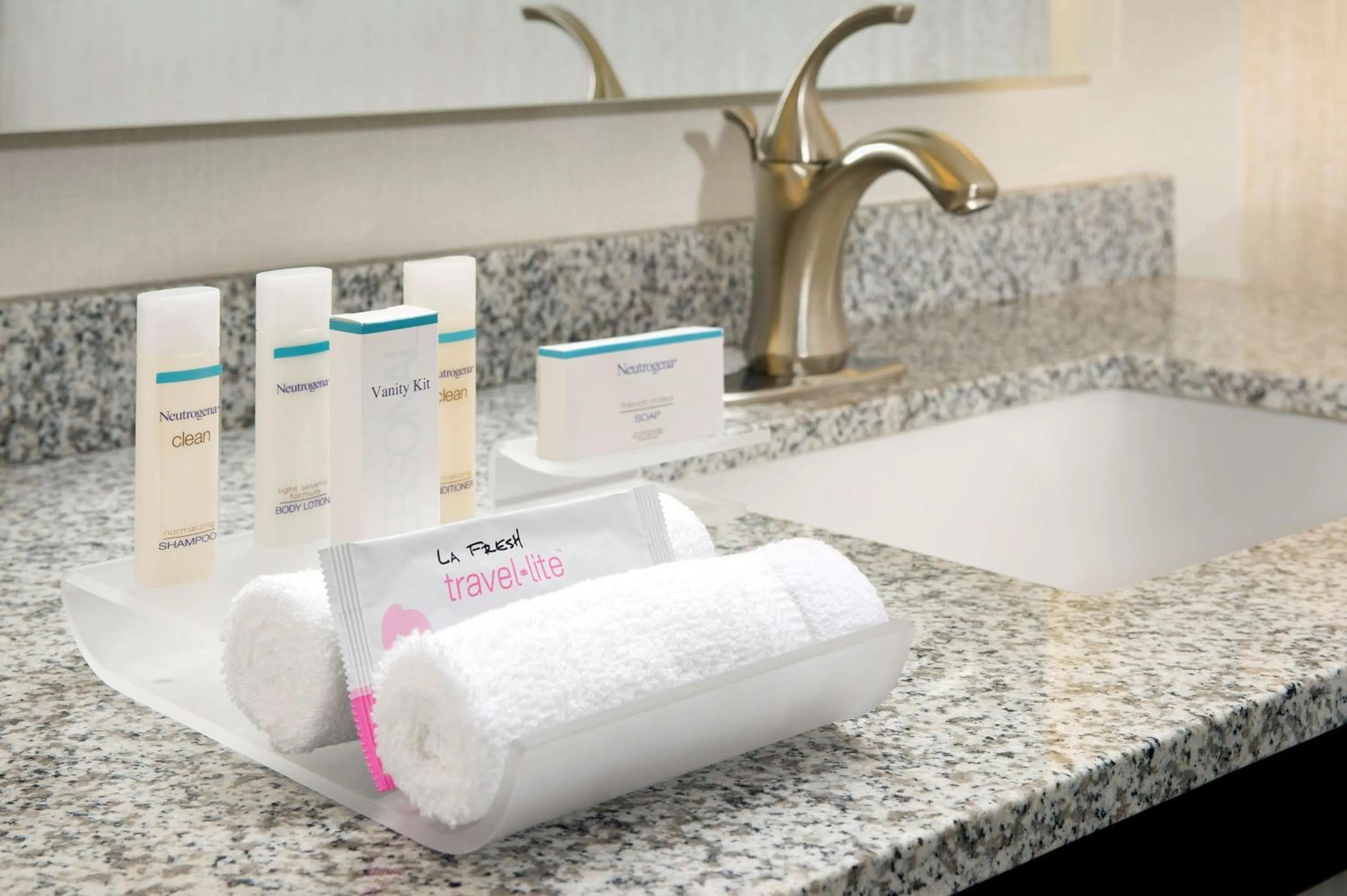 Bathroom in Homewood Suites by Hilton Washington DC NoMa Union Station