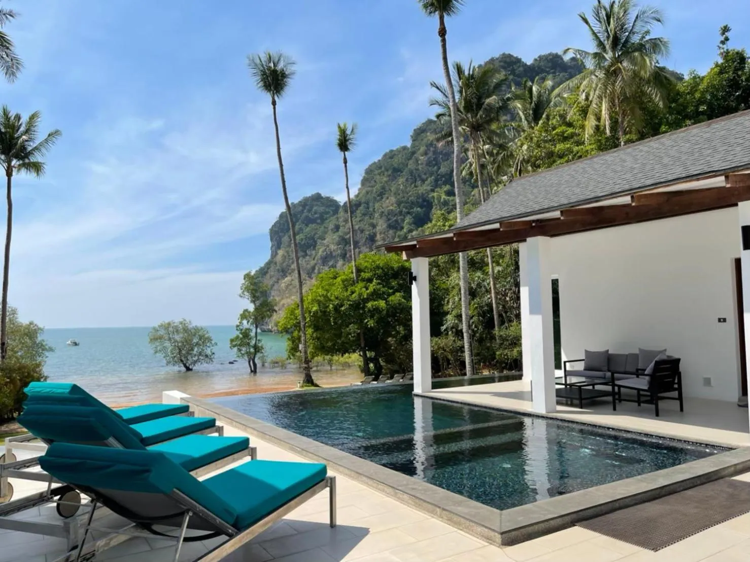 Beach in Krabi Beach House, SHA Extra Plus
