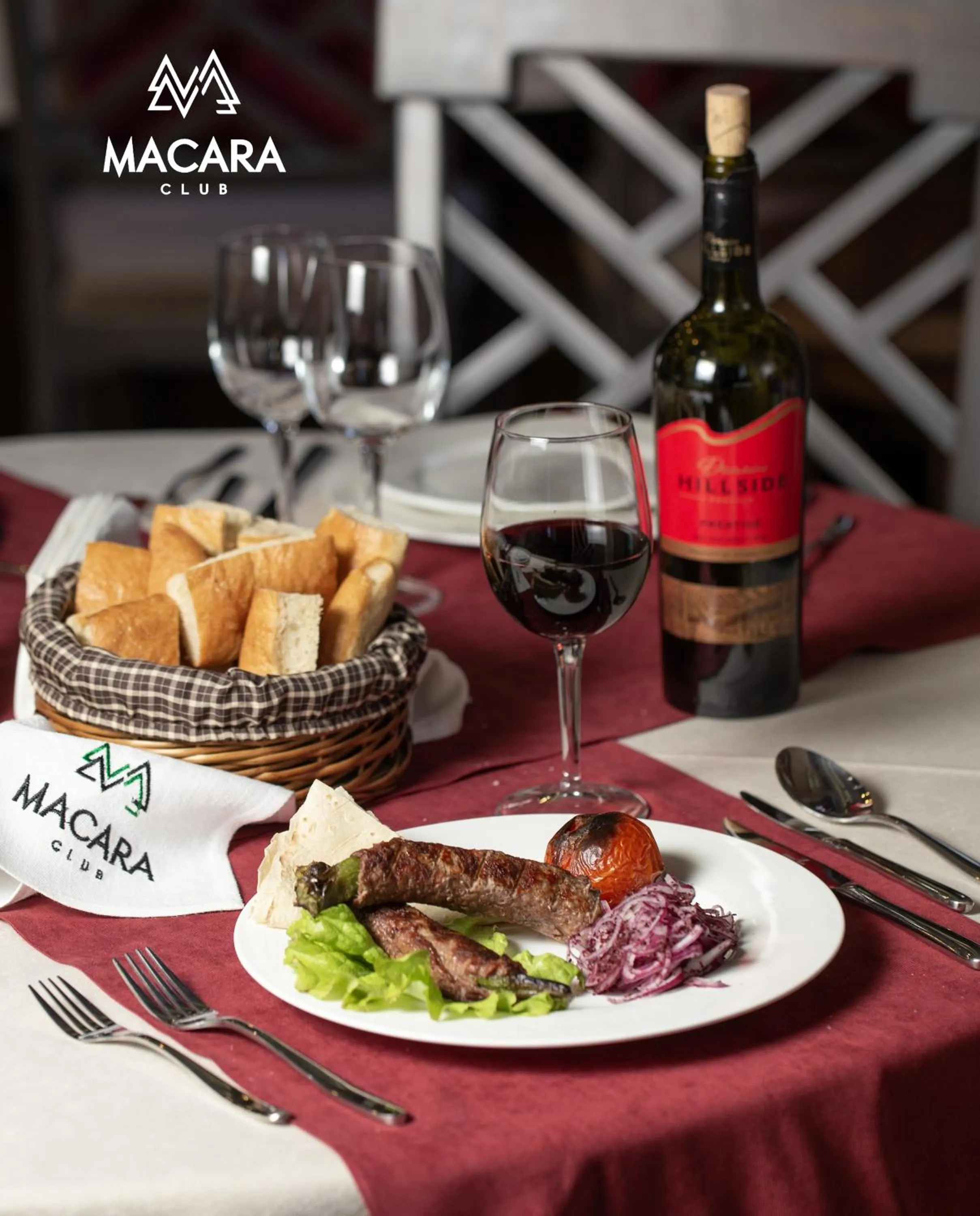 Food and drinks in Macara Sheki City Hotel