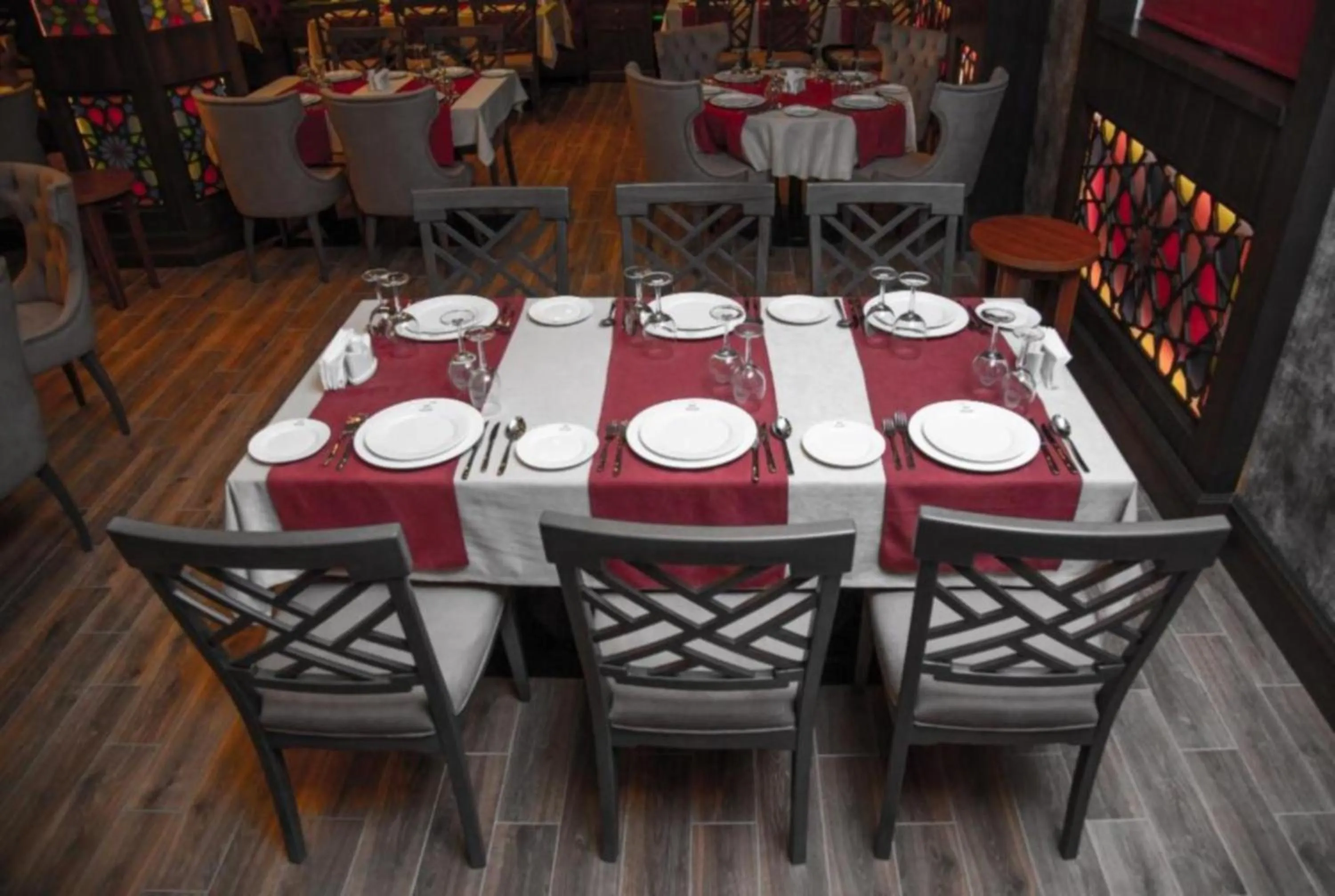 Restaurant/places to eat in Macara Sheki City Hotel