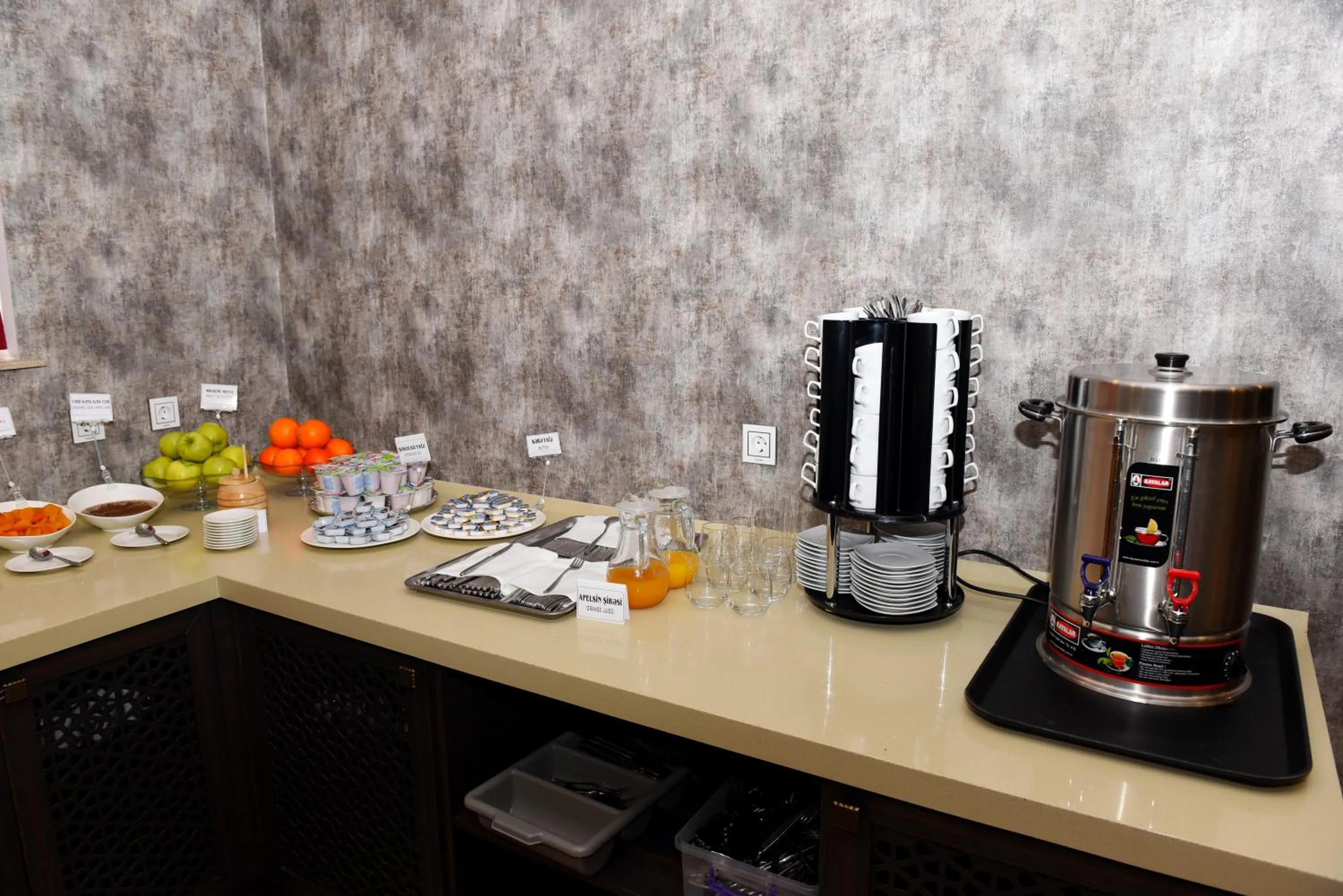 Breakfast in Macara Sheki City Hotel