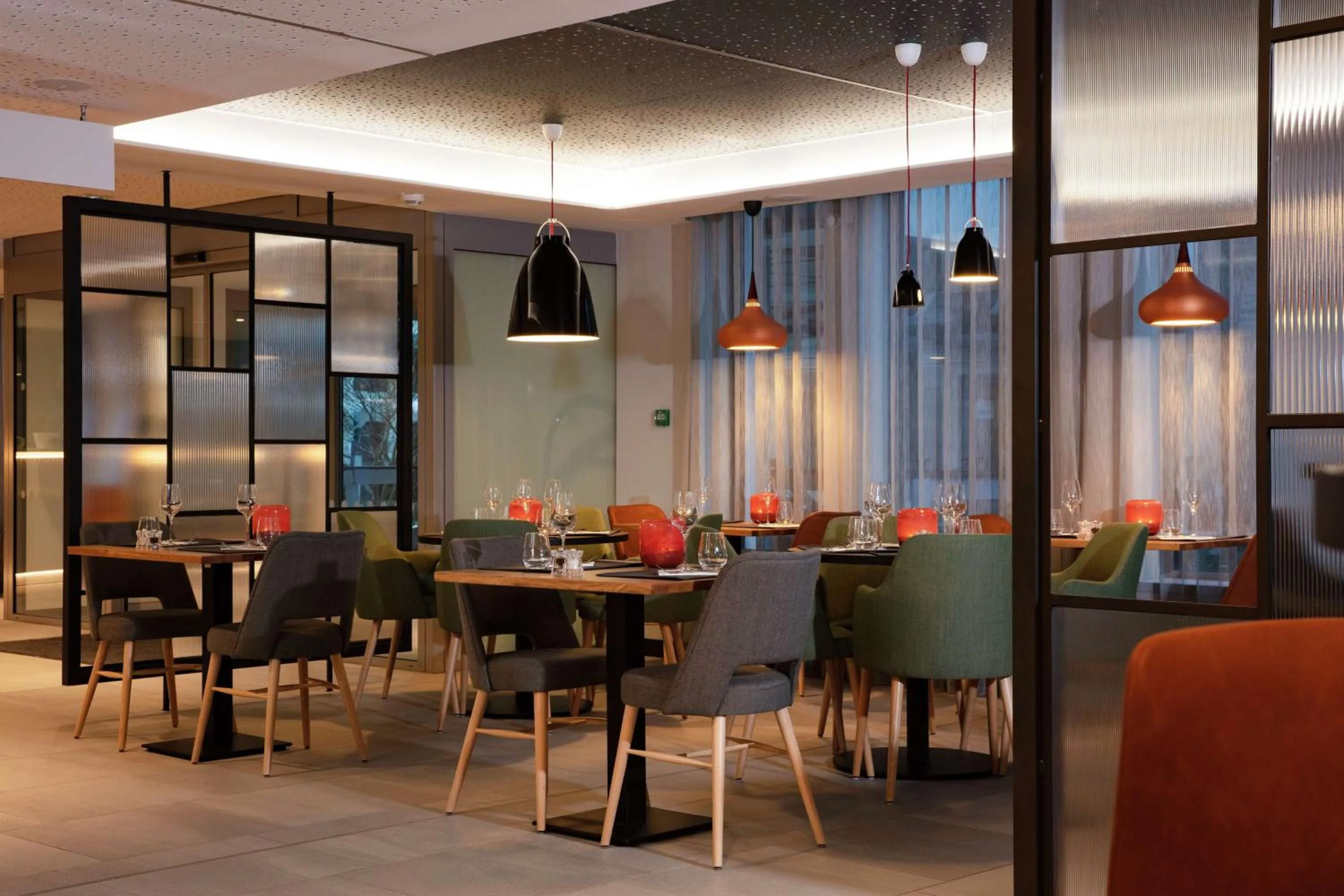Restaurant/places to eat in Hilton Garden Inn Paris Orly Airport