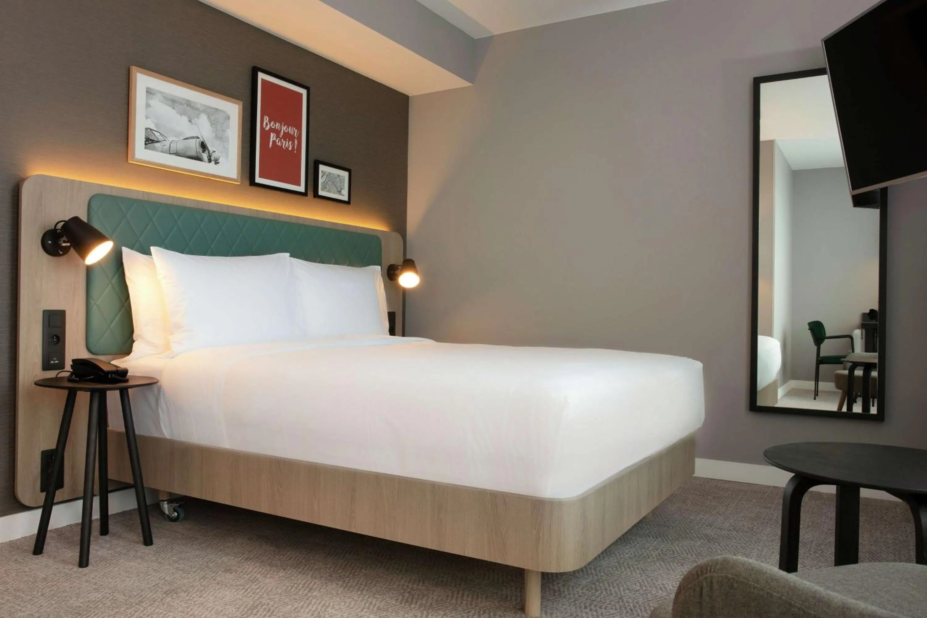 Bed in Hilton Garden Inn Paris Orly Airport