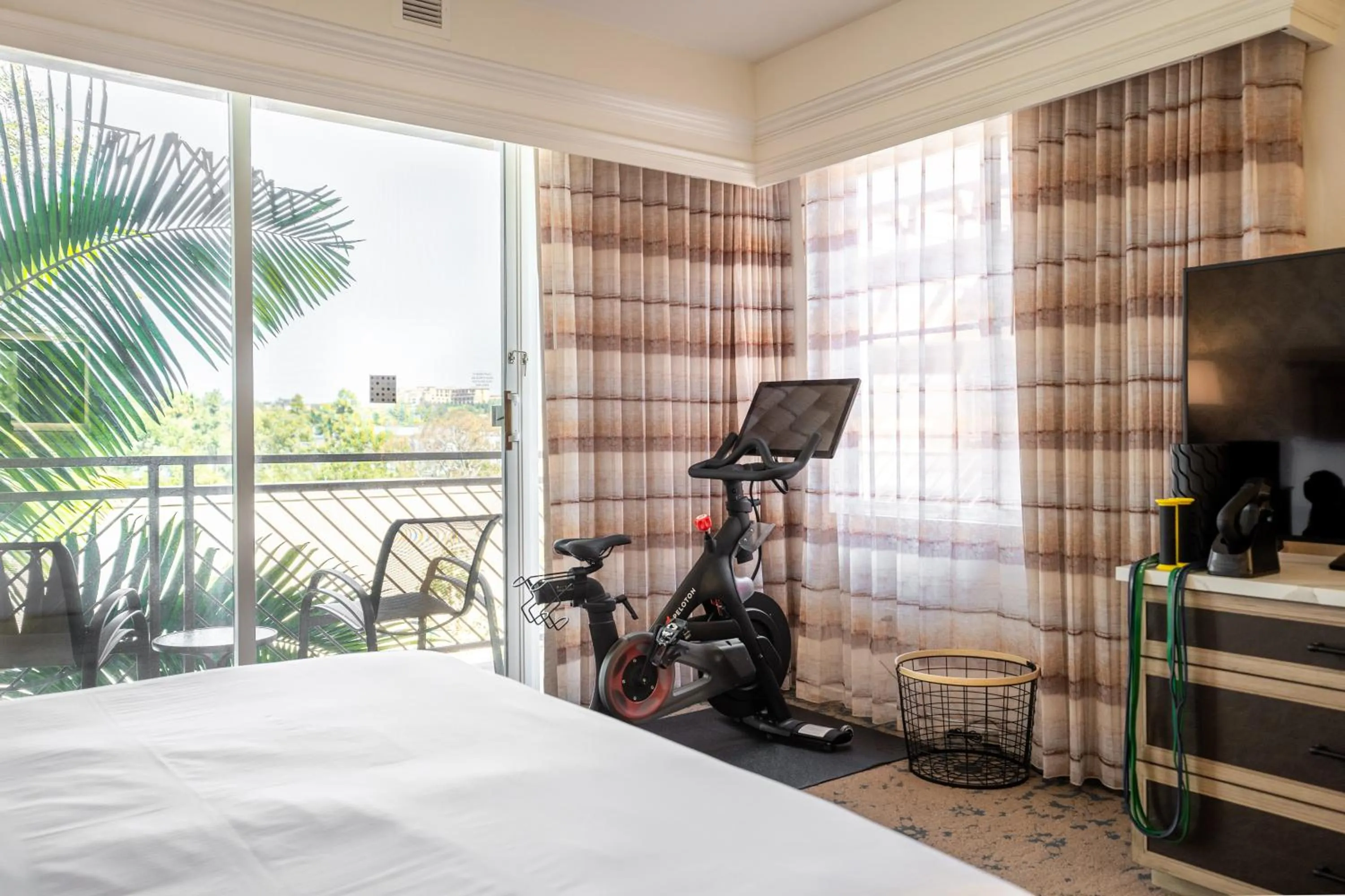 TV and multimedia in The Cassara Carlsbad, Tapestry Collection By Hilton