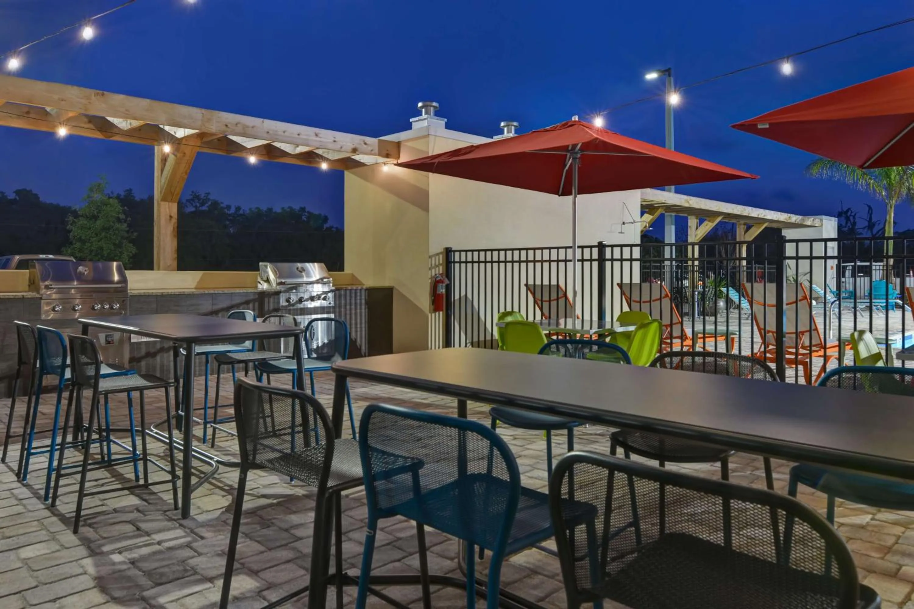 Patio in Home2 Suites by Hilton, Sarasota I-75 Bee Ridge, Fl